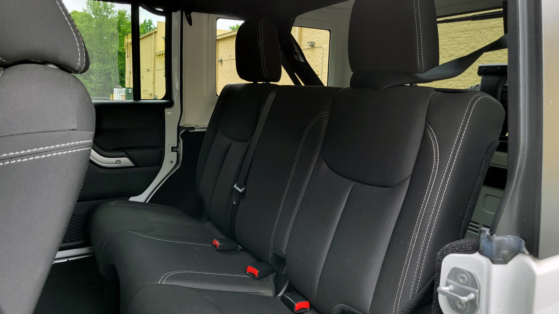 Used 2015 Jeep WRANGLER UNLIMITED SAHARA 4X4 / 3.6L / AUTO / 3-PC HARD-TOP / NAVIGATION for sale $33,995 at Formula Imports in Charlotte NC 28227 61
