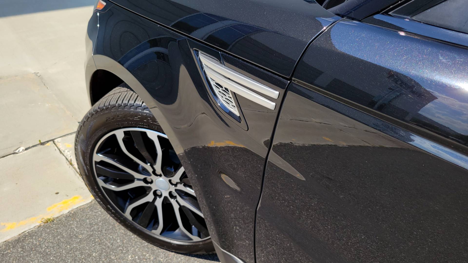 Used 2016 Land Rover RANGE ROVER SPORT HSE / SC V6 / 8-SPD AUTO / VISION & CONV PKG / TOWING PKG for sale $41,995 at Formula Imports in Charlotte NC 28227 106