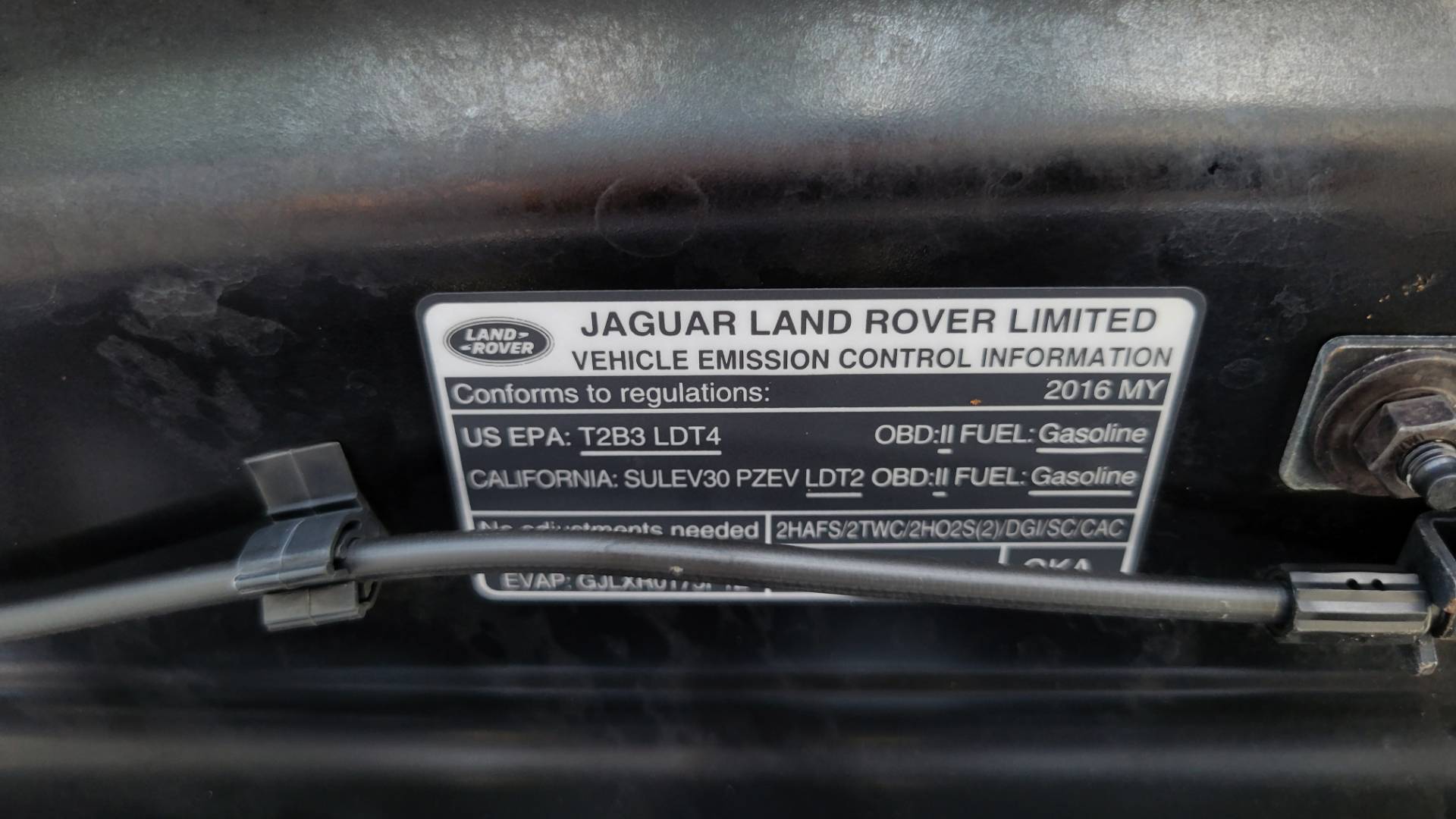 Used 2016 Land Rover RANGE ROVER SPORT HSE / SC V6 / 8-SPD AUTO / VISION & CONV PKG / TOWING PKG for sale Sold at Formula Imports in Charlotte NC 28227 21