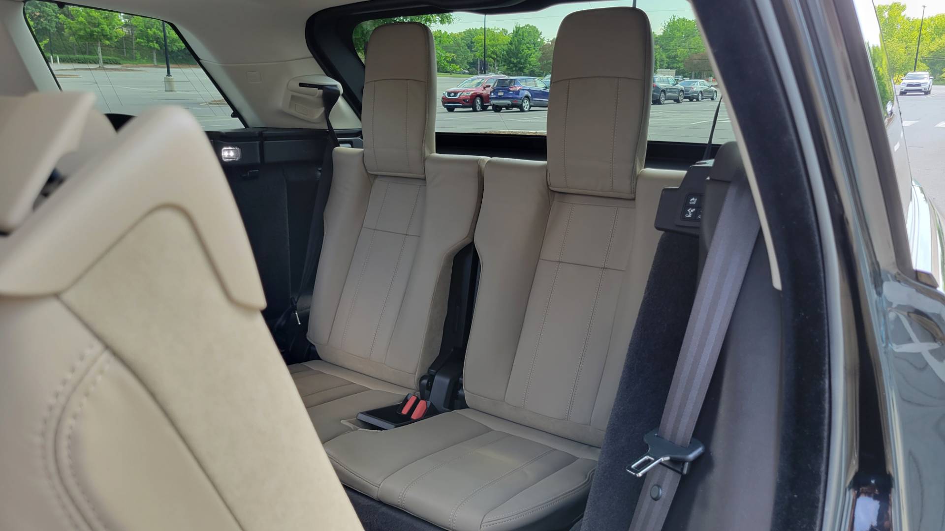 Used 2016 Land Rover RANGE ROVER SPORT HSE / SC V6 / 8-SPD AUTO / VISION & CONV PKG / TOWING PKG for sale Sold at Formula Imports in Charlotte NC 28227 31