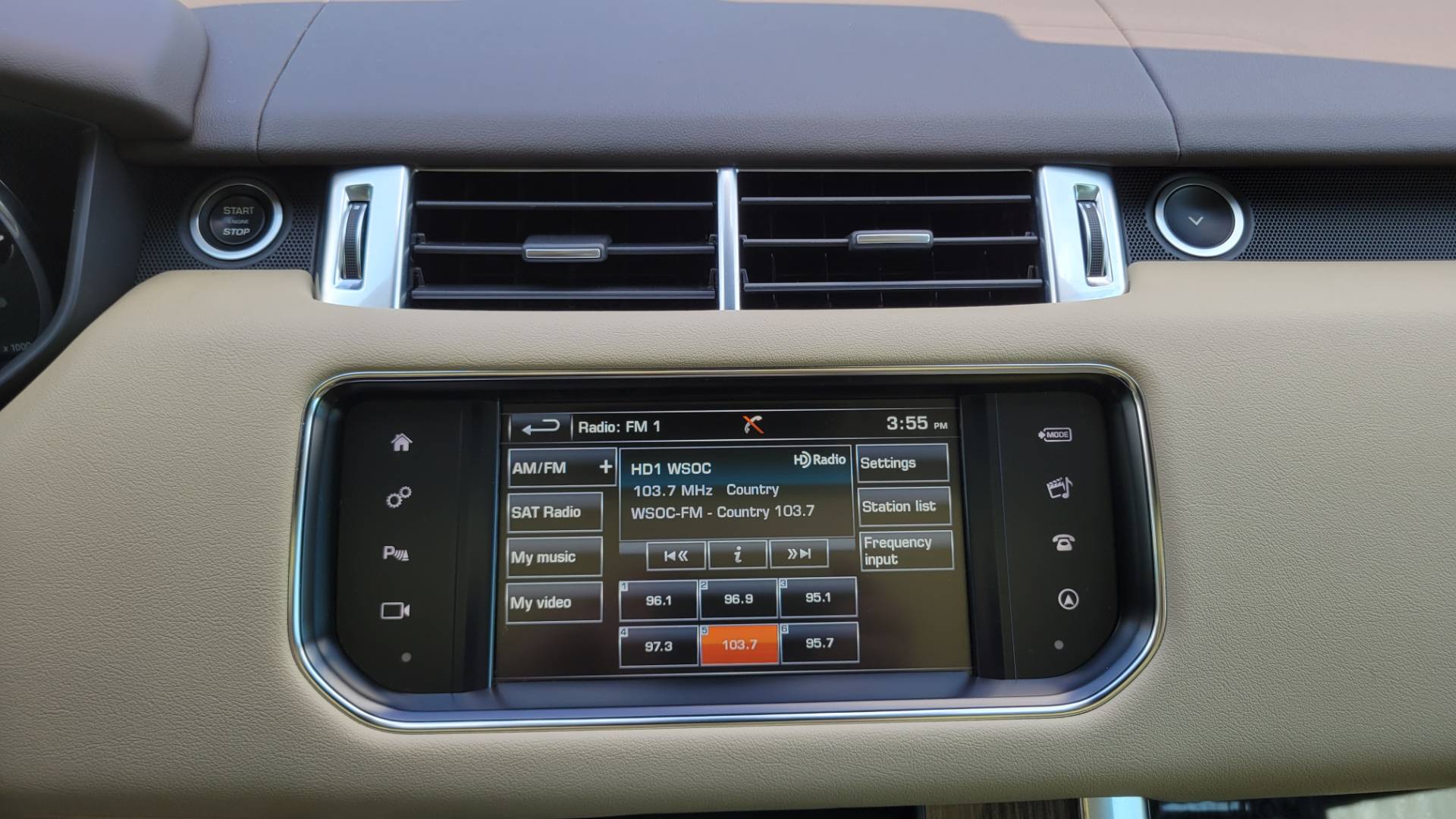 Used 2016 Land Rover RANGE ROVER SPORT HSE / SC V6 / 8-SPD AUTO / VISION & CONV PKG / TOWING PKG for sale Sold at Formula Imports in Charlotte NC 28227 62