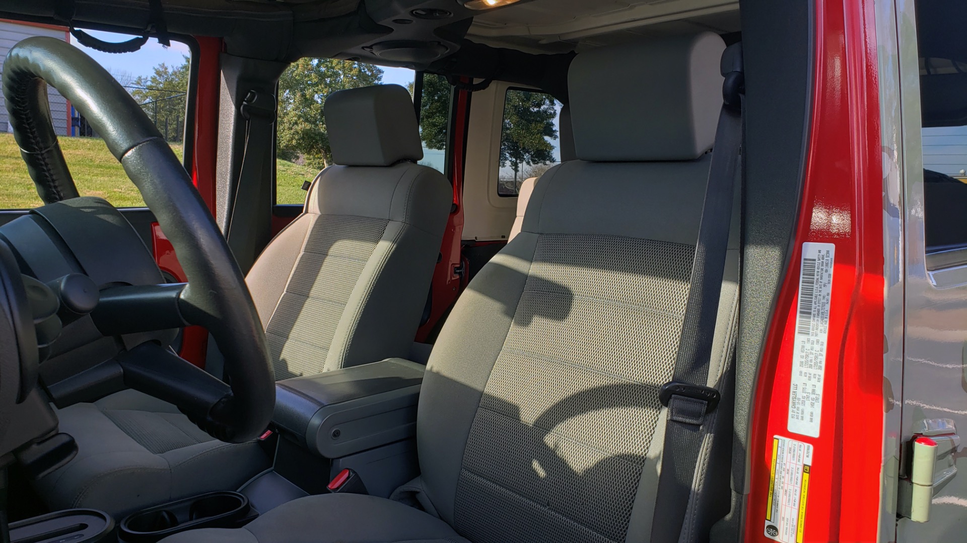 Used 2009 Jeep WRANGLER UNLIMITED 4X4 / FREEDOM TOP / CUSTOM RUBICON for sale Sold at Formula Imports in Charlotte NC 28227 35