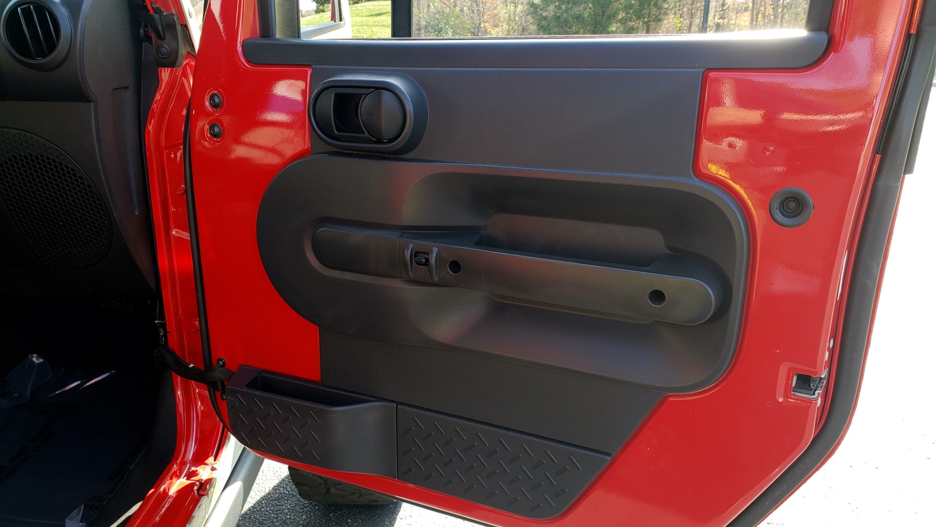 Used 2009 Jeep WRANGLER UNLIMITED 4X4 / FREEDOM TOP / CUSTOM RUBICON for sale Sold at Formula Imports in Charlotte NC 28227 52