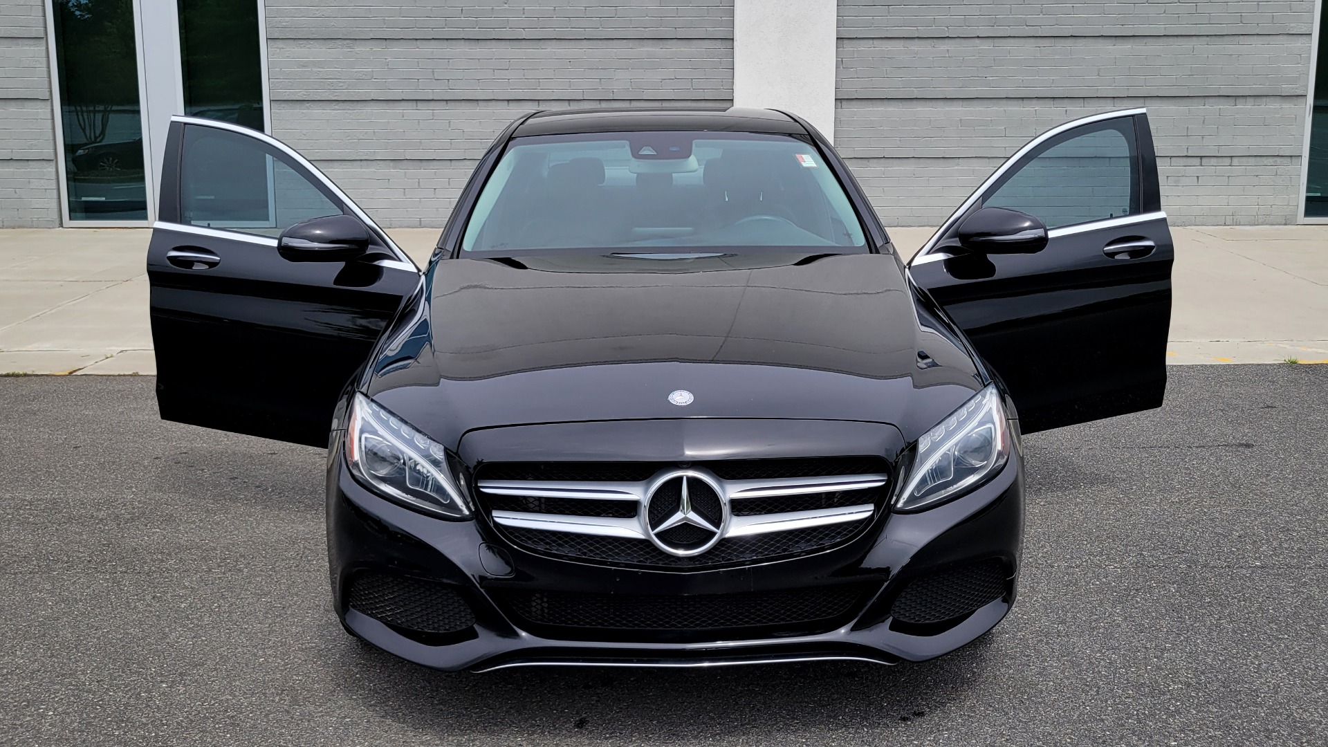 Used 2017 Mercedes-Benz C-CLASS C 300 4MATIC SEDAN / PREMIUM / BSA / BURMESTER / PANO-ROOF for sale $26,995 at Formula Imports in Charlotte NC 28227 21