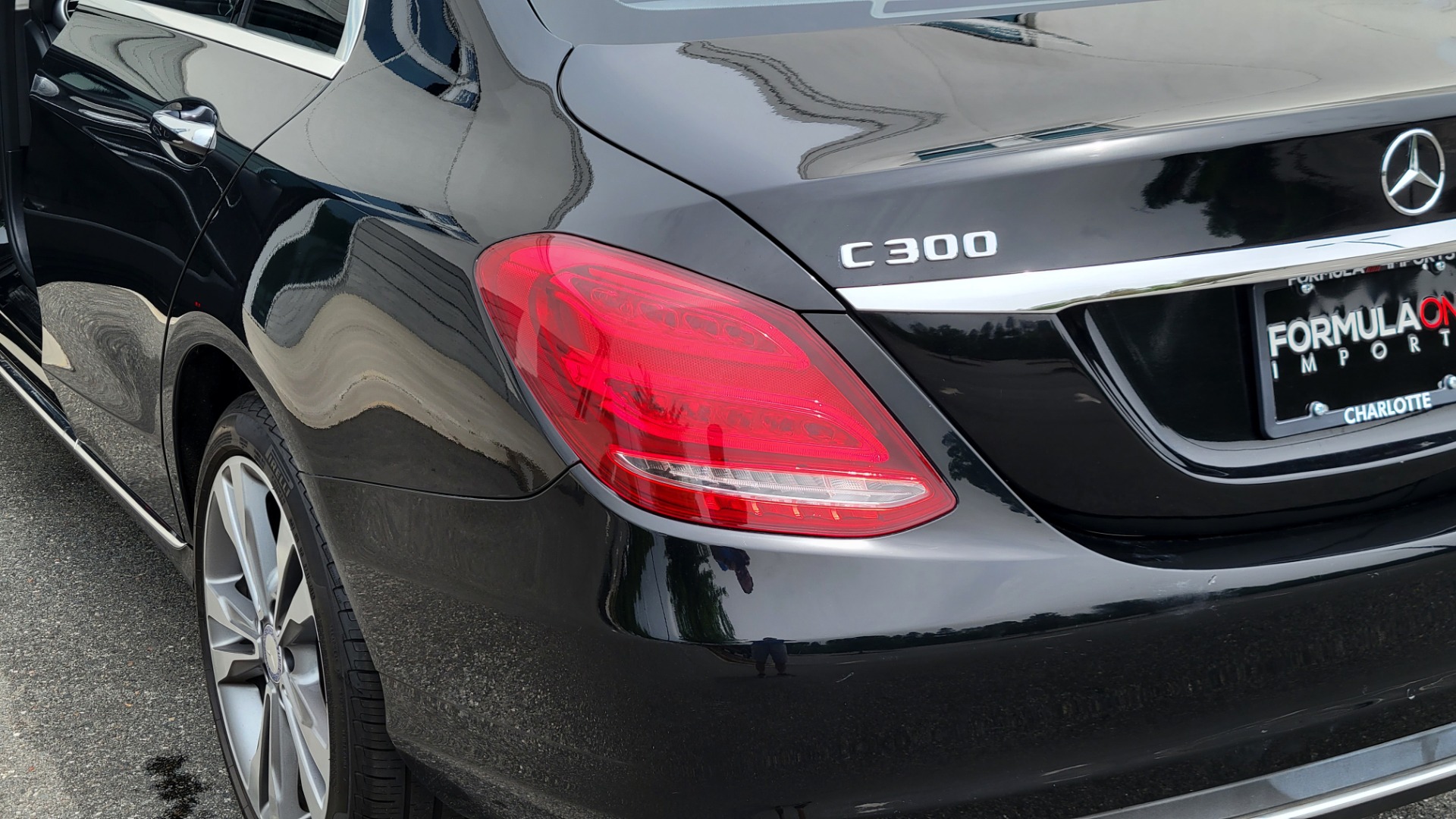 Used 2017 Mercedes-Benz C-CLASS C 300 4MATIC SEDAN / PREMIUM / BSA / BURMESTER / PANO-ROOF for sale $26,995 at Formula Imports in Charlotte NC 28227 27