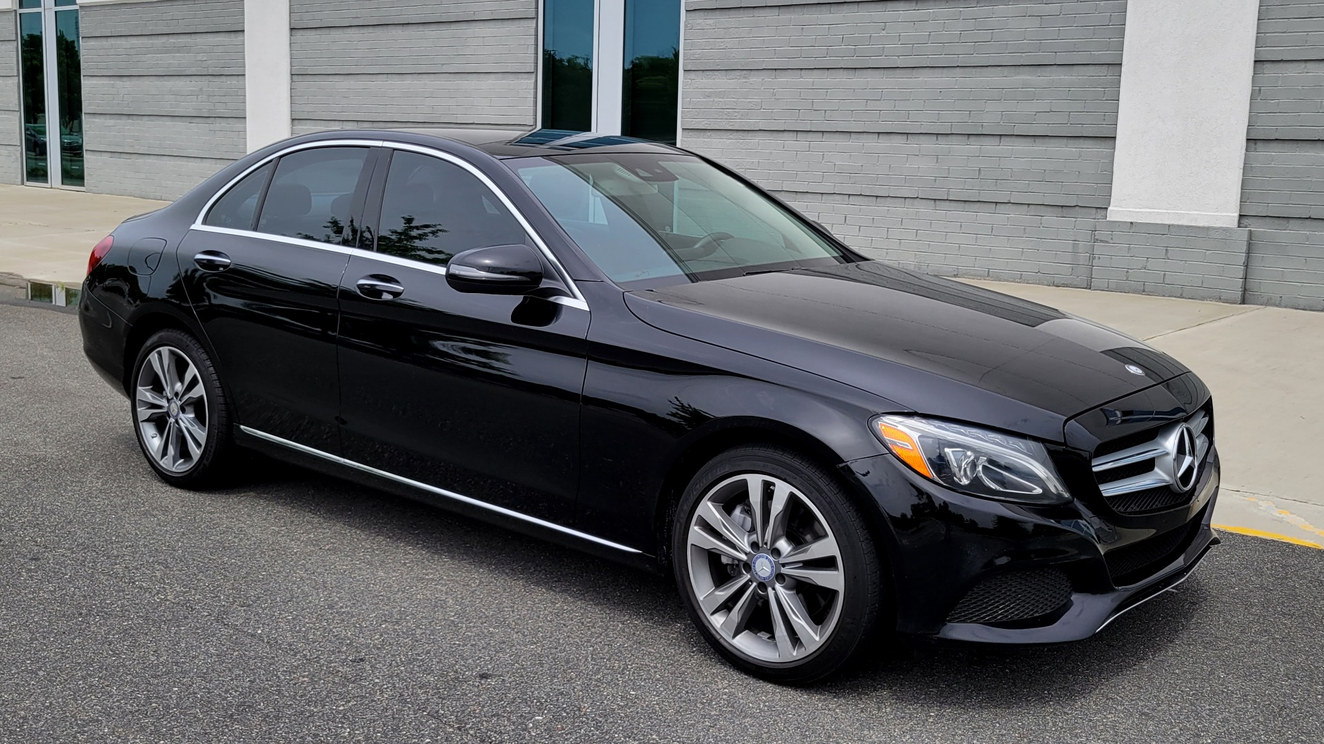 Used 2017 Mercedes-Benz C-CLASS C 300 4MATIC SEDAN / PREMIUM / BSA / BURMESTER / PANO-ROOF for sale $26,995 at Formula Imports in Charlotte NC 28227 6