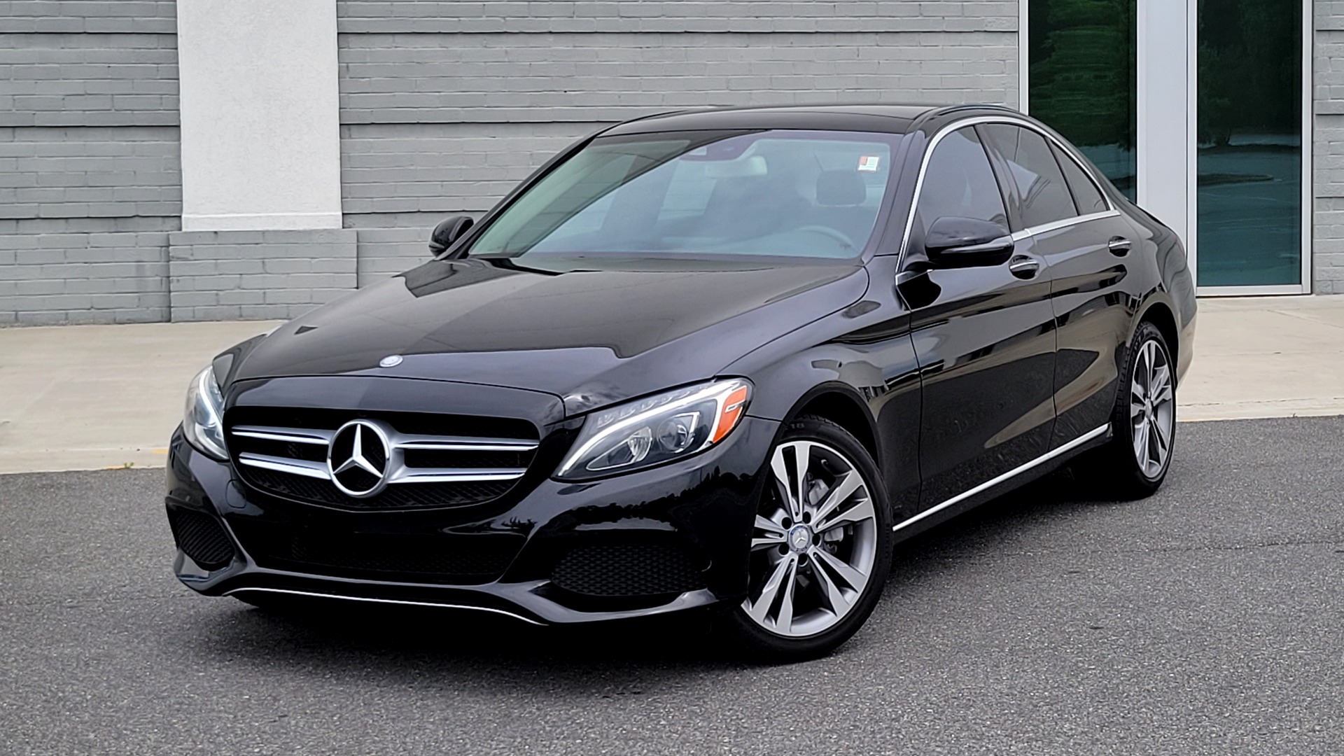 Used 2017 Mercedes-Benz C-CLASS C 300 4MATIC SEDAN / PREMIUM / BSA / BURMESTER / PANO-ROOF for sale $26,995 at Formula Imports in Charlotte NC 28227 1