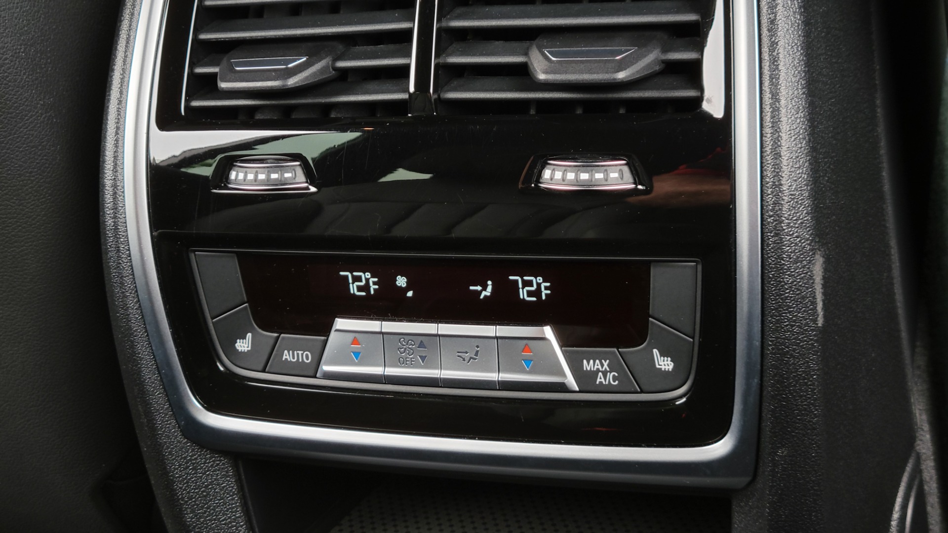 Used 2019 BMW X7 XDRIVE40I M-SPORT / PREMIUM / CLD THR / PARK ASST / DRVR ASST / SKY LOUNGE for sale $64,395 at Formula Imports in Charlotte NC 28227 100