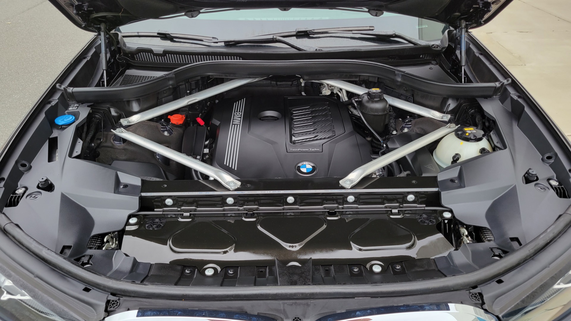 Used 2019 BMW X7 XDRIVE40I M-SPORT / PREMIUM / CLD THR / PARK ASST / DRVR ASST / SKY LOUNGE for sale $64,395 at Formula Imports in Charlotte NC 28227 16