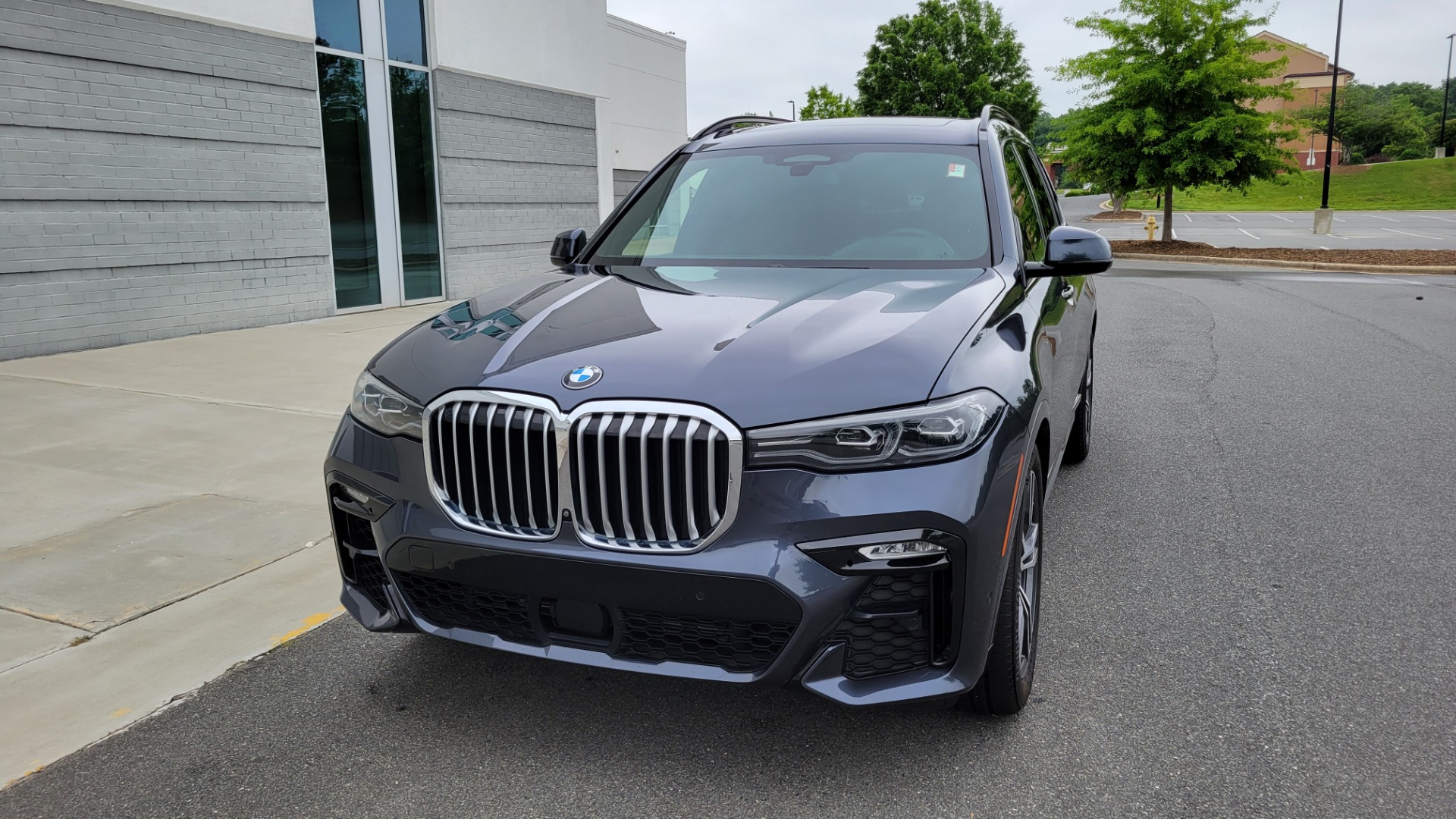 Used 2019 BMW X7 XDRIVE40I M-SPORT / PREMIUM / CLD THR / PARK ASST / DRVR ASST / SKY LOUNGE for sale $64,395 at Formula Imports in Charlotte NC 28227 2