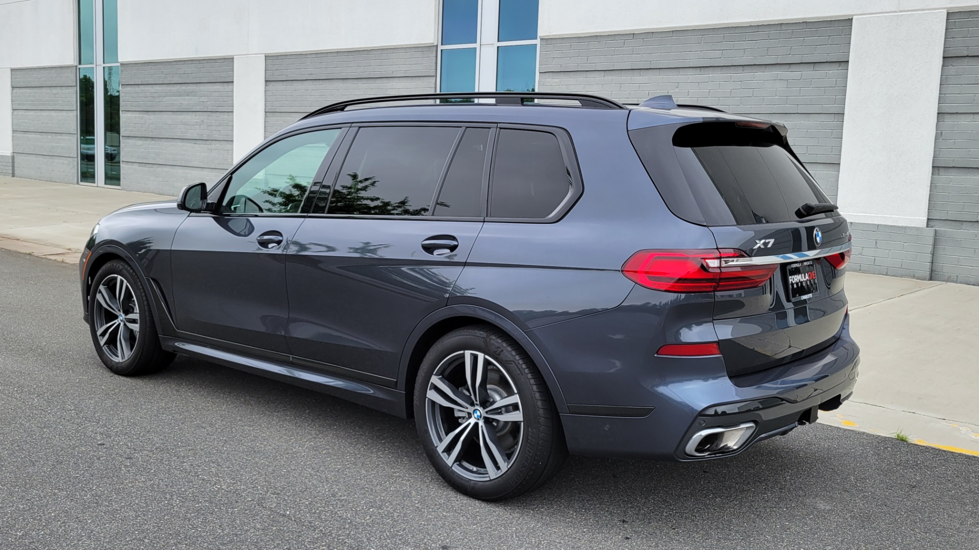 Used 2019 BMW X7 XDRIVE40I M-SPORT / PREMIUM / CLD THR / PARK ASST / DRVR ASST / SKY LOUNGE for sale $64,395 at Formula Imports in Charlotte NC 28227 5