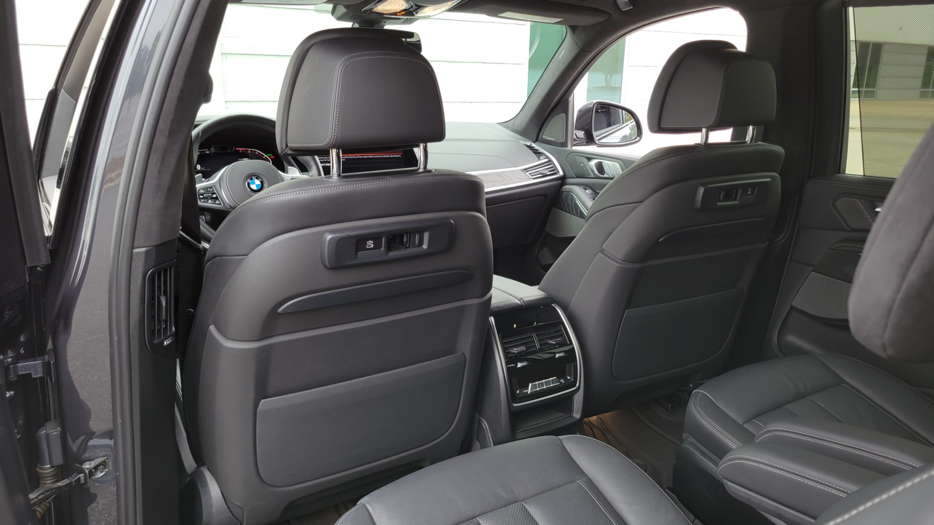 Used 2019 BMW X7 XDRIVE40I M-SPORT / PREMIUM / CLD THR / PARK ASST / DRVR ASST / SKY LOUNGE for sale $64,395 at Formula Imports in Charlotte NC 28227 71