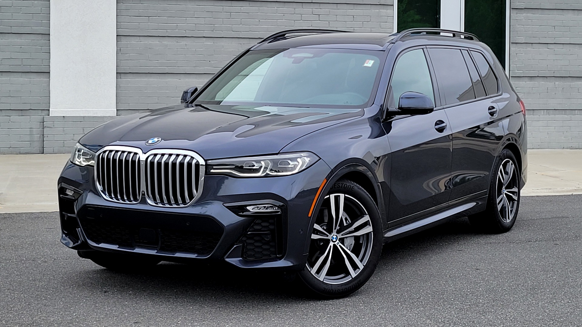 Used 2019 BMW X7 XDRIVE40I M-SPORT / PREMIUM / CLD THR / PARK ASST / DRVR ASST / SKY LOUNGE for sale $64,395 at Formula Imports in Charlotte NC 28227 1