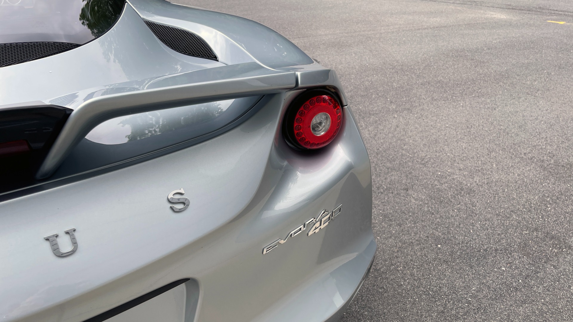 Used 2017 Lotus EVORA 400 6-SPEED MANUAL / AIR COND / BLUETOOTH / REARVIEW for sale Sold at Formula Imports in Charlotte NC 28227 23