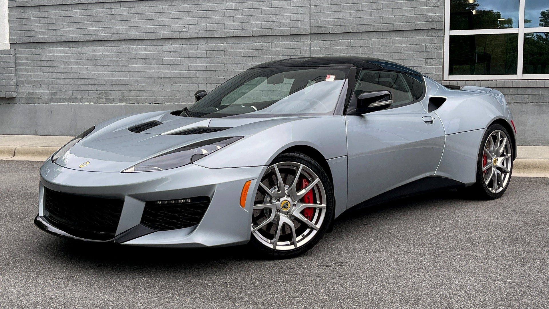 Used 2017 Lotus EVORA 400 6-SPEED MANUAL / AIR COND / BLUETOOTH / REARVIEW for sale Sold at Formula Imports in Charlotte NC 28227 1