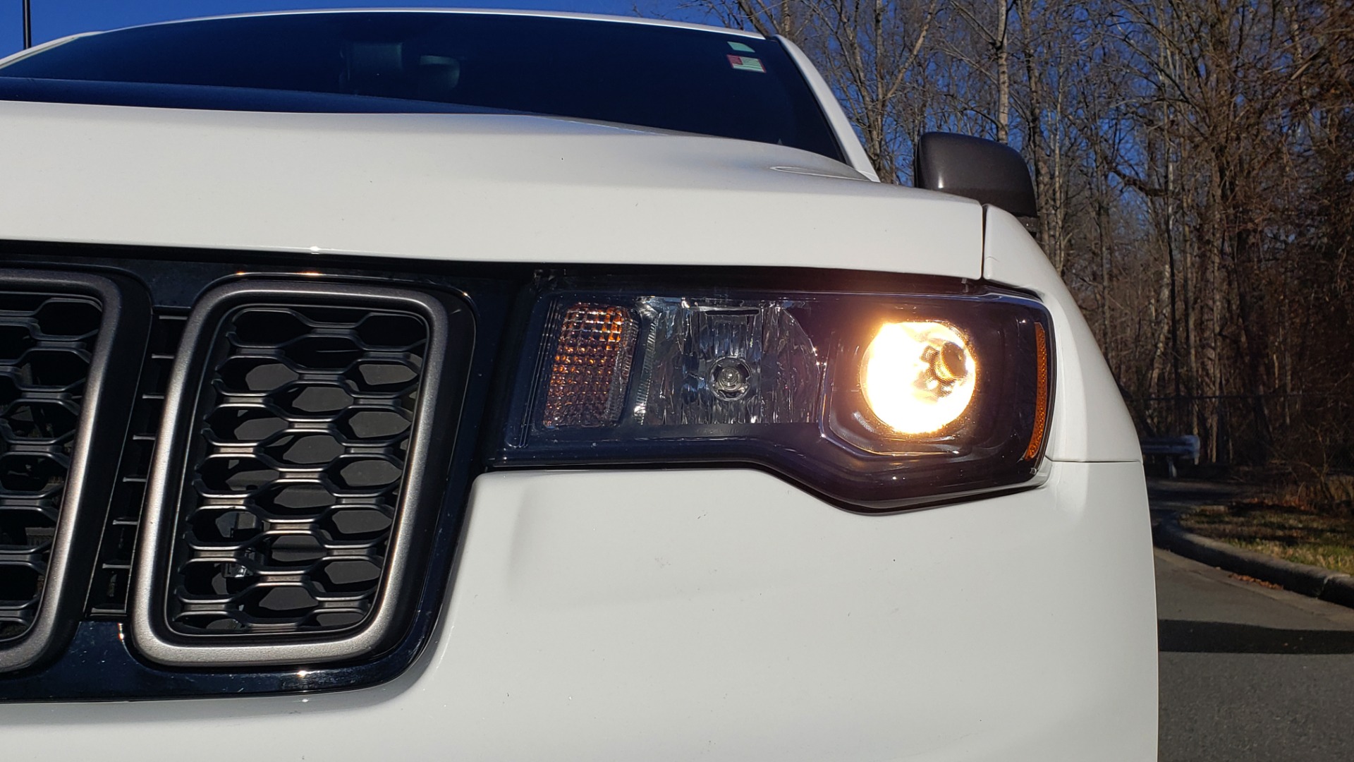 Used 2018 Jeep GRAND CHEROKEE TRAILHAWK 4X4 / NAV / REARVIEW / V6 / AUTO for sale Sold at Formula Imports in Charlotte NC 28227 20