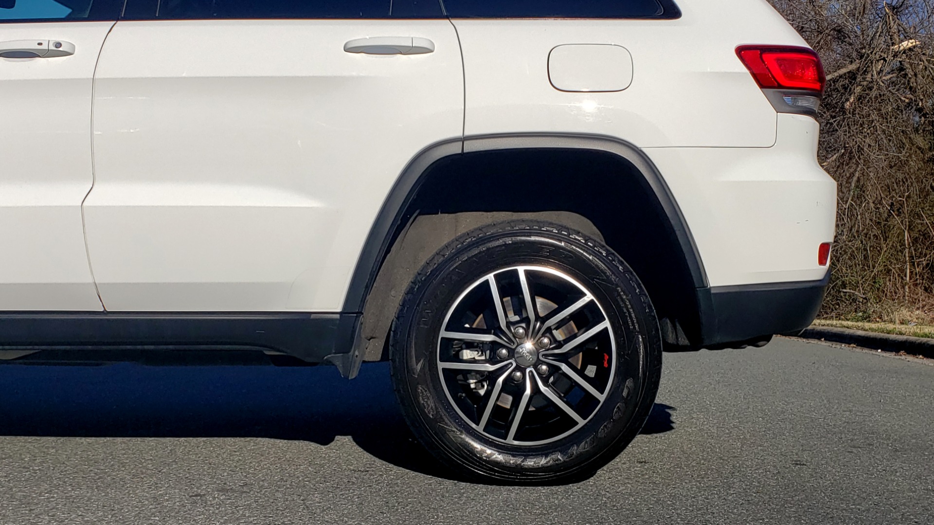 Used 2018 Jeep GRAND CHEROKEE TRAILHAWK 4X4 / NAV / REARVIEW / V6 / AUTO for sale Sold at Formula Imports in Charlotte NC 28227 81