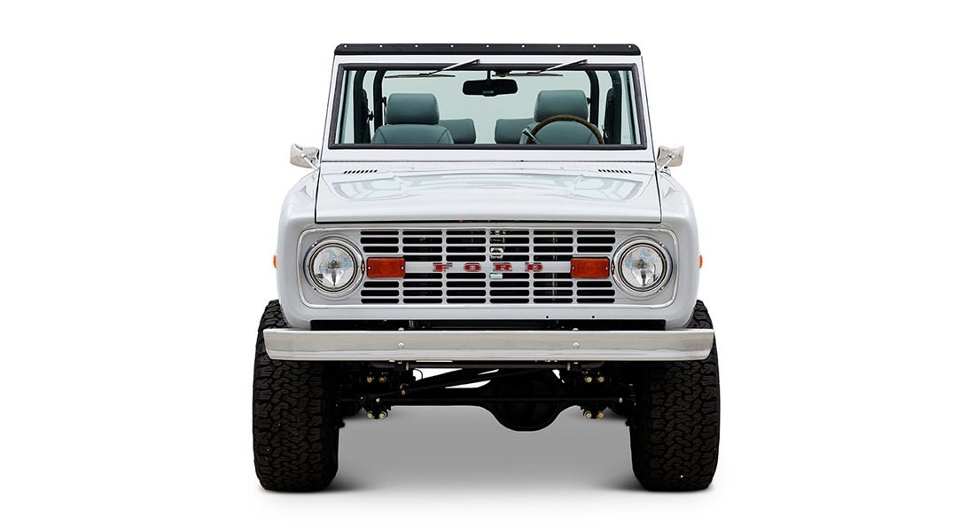 Used 1976 Ford BRONCO RESTO-MOD 4X4 / COYOTE 5.0L / AUTO / HTD STS / ALL NEW / LOW MILES for sale $239,999 at Formula Imports in Charlotte NC 28227 95