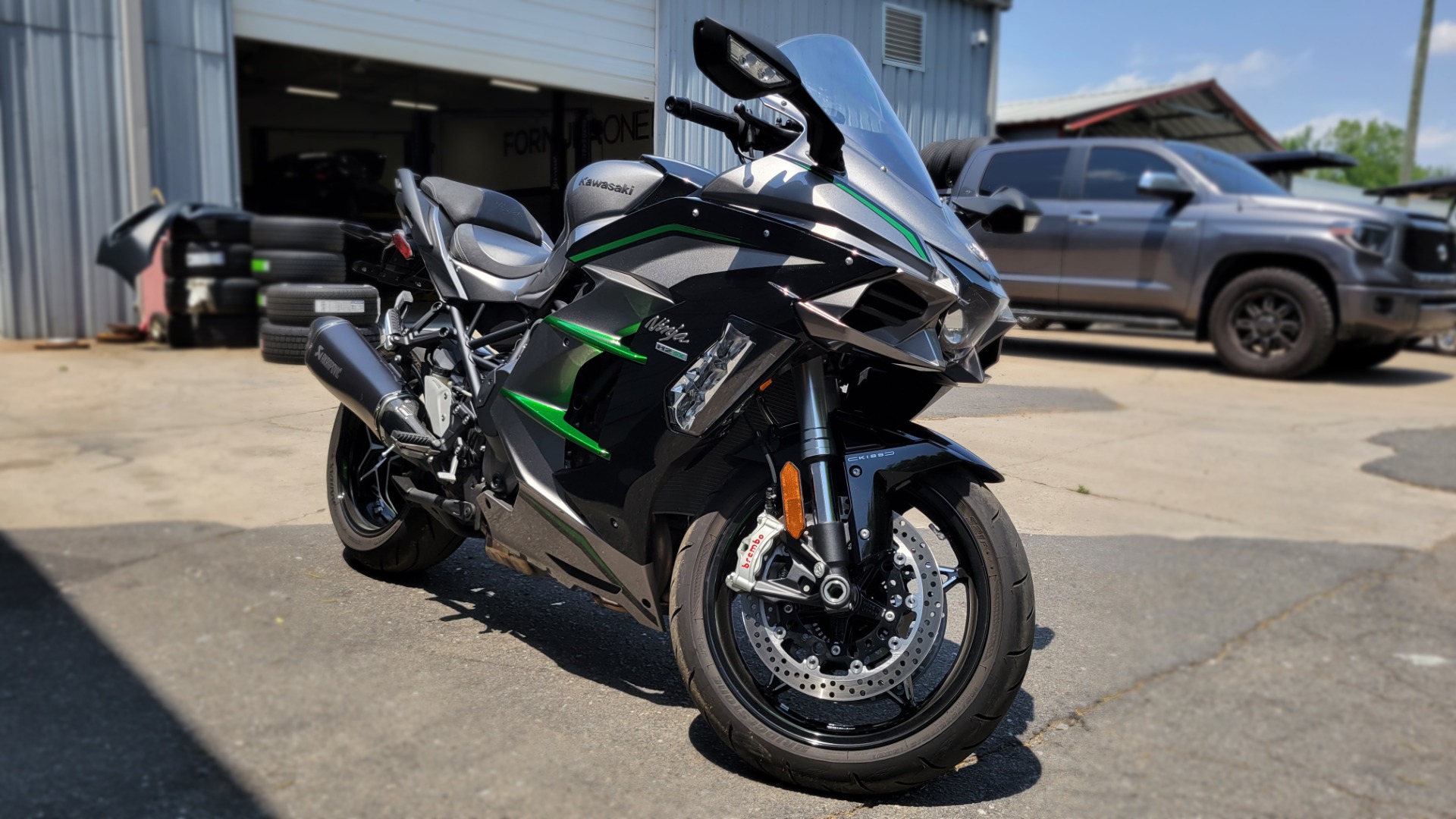 Used 2019 Kawasaki NINJA H2 SX / 998CC 197HP / SPORT TOURING MOTORCYCLE for sale $23,000 at Formula Imports in Charlotte NC 28227 15