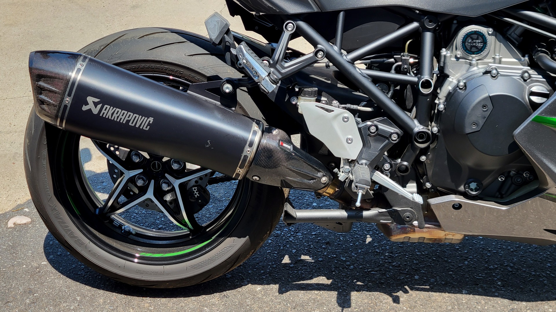 Used 2019 Kawasaki NINJA H2 SX / 998CC 197HP / SPORT TOURING MOTORCYCLE for sale $23,000 at Formula Imports in Charlotte NC 28227 19