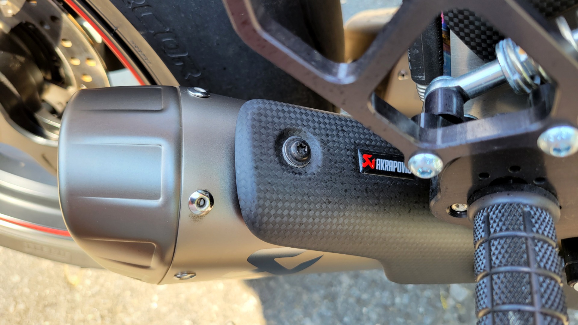Used 2018 Ducati PANIGALE V4S / 1103CC 214HP / FUEL INJECTED / LOW MILES for sale Sold at Formula Imports in Charlotte NC 28227 12