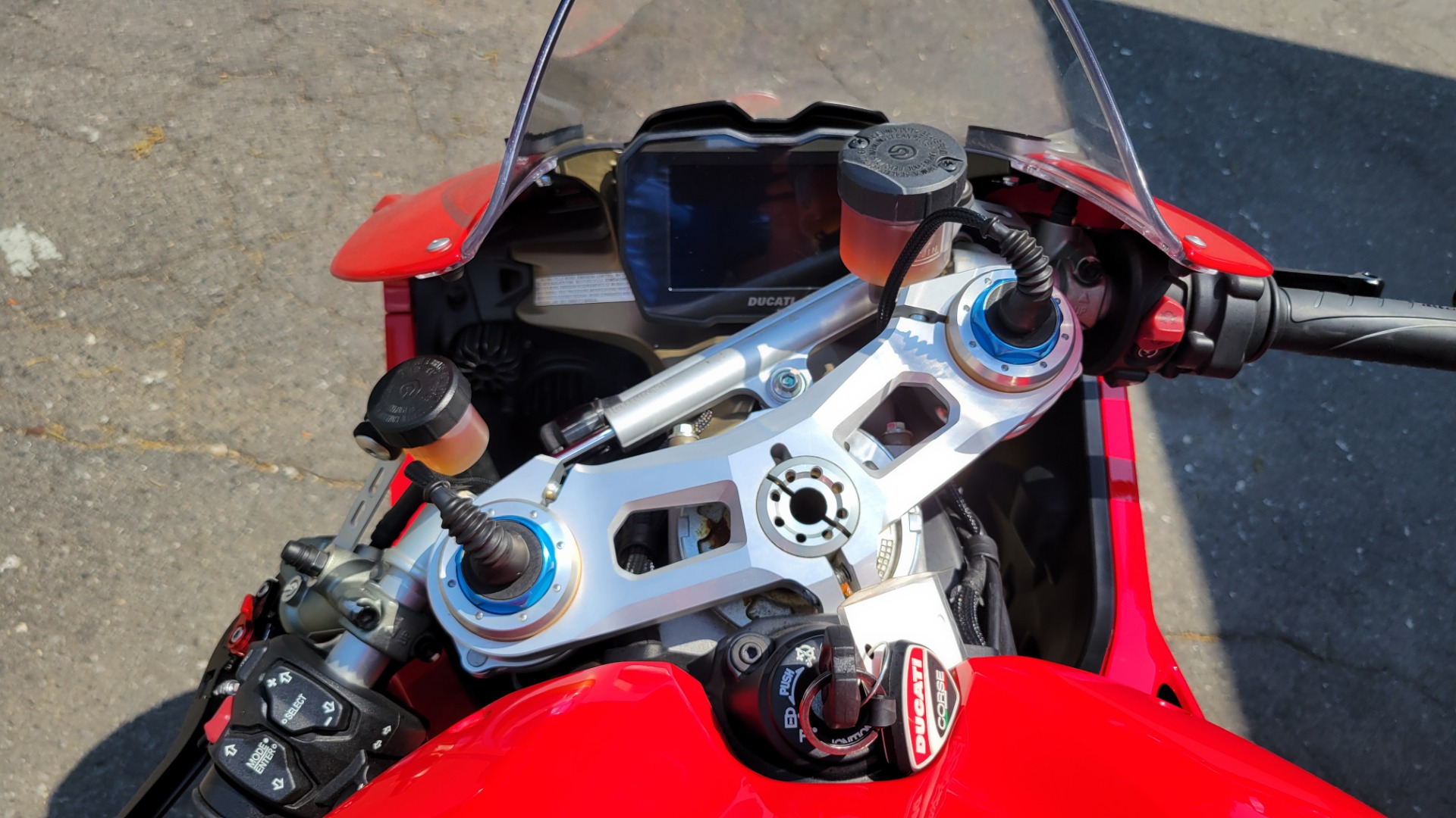 Used 2018 Ducati PANIGALE V4S / 1103CC 214HP / FUEL INJECTED / LOW MILES for sale Sold at Formula Imports in Charlotte NC 28227 19