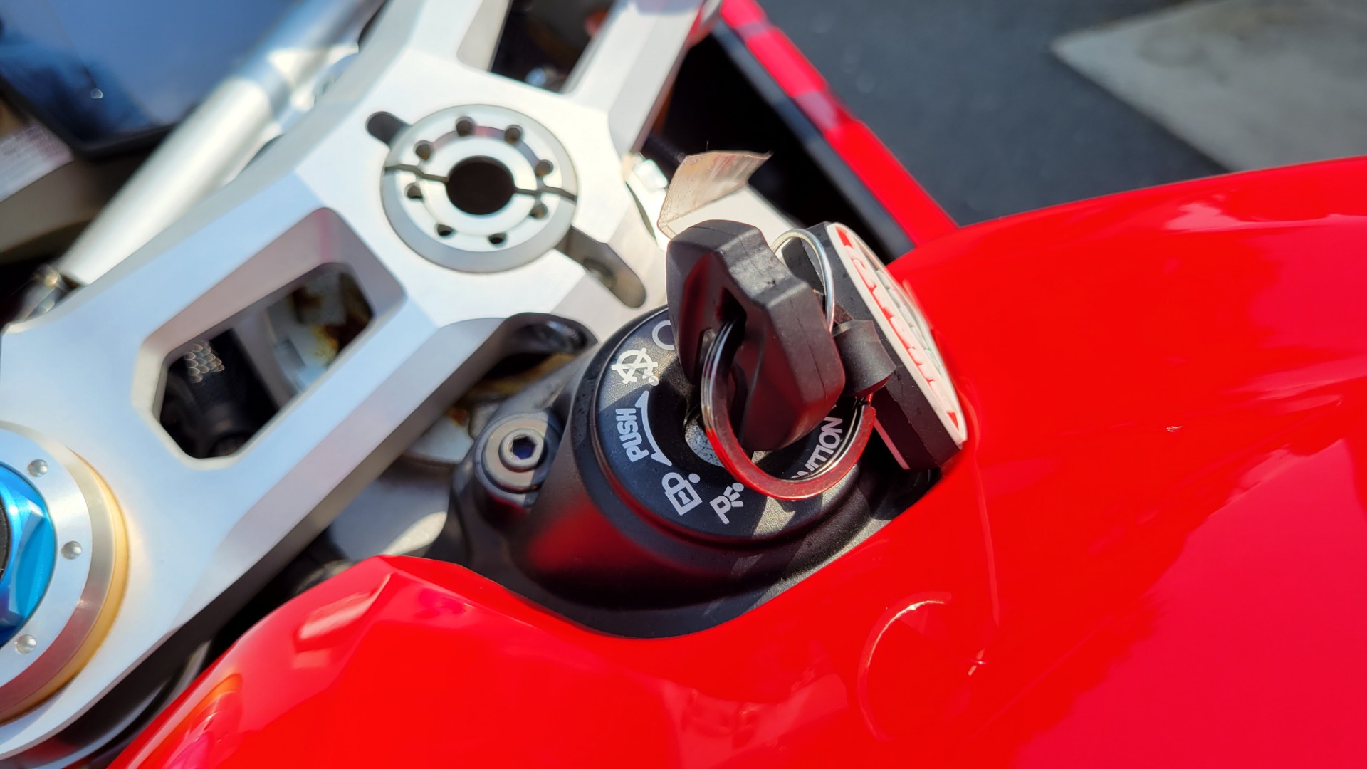 Used 2018 Ducati PANIGALE V4S / 1103CC 214HP / FUEL INJECTED / LOW MILES for sale $24,500 at Formula Imports in Charlotte NC 28227 22