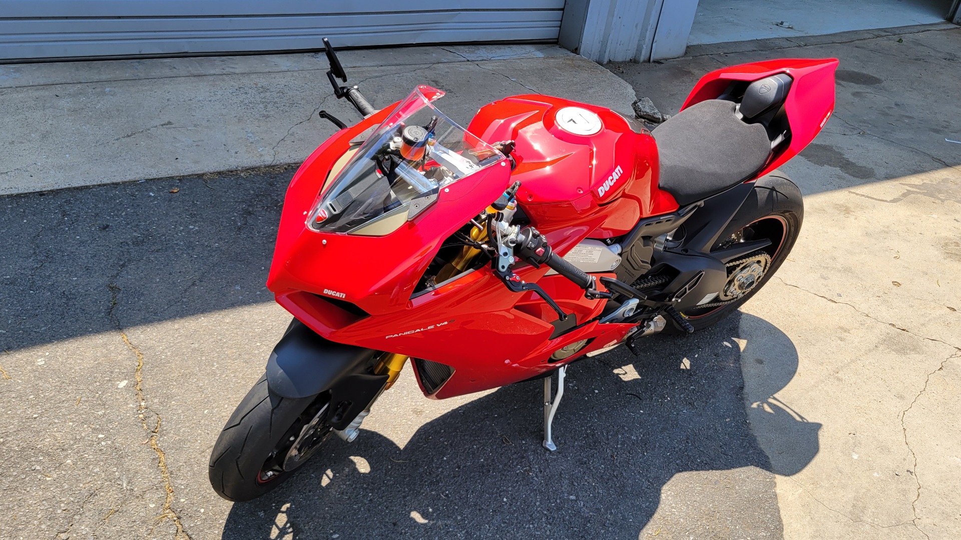 Used 2018 Ducati PANIGALE V4S / 1103CC 214HP / FUEL INJECTED / LOW MILES for sale Sold at Formula Imports in Charlotte NC 28227 1