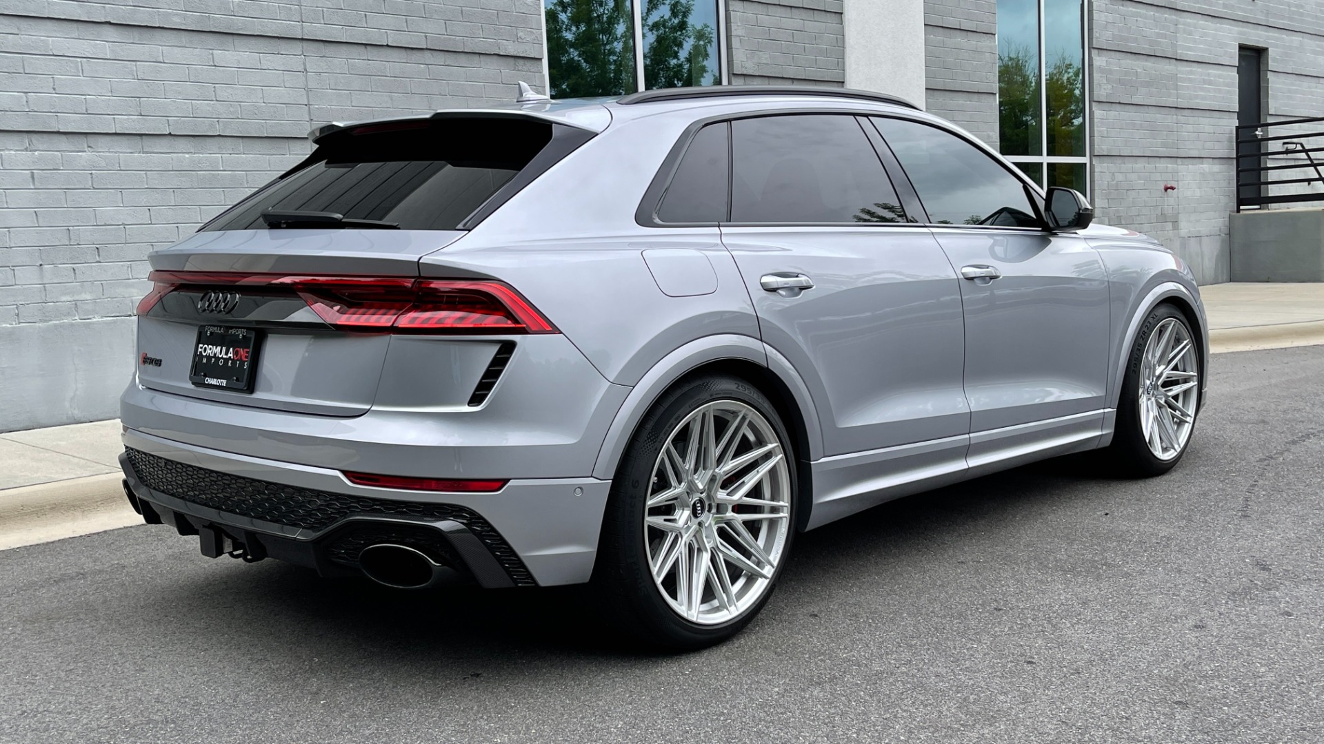 Used 2021 Audi RS Q8 4.0 TFSA QUATTRO / LUX / EXEC / CARBON & BLACK OPTIC / DRVR ASST / TOWING for sale $147,995 at Formula Imports in Charlotte NC 28227 2