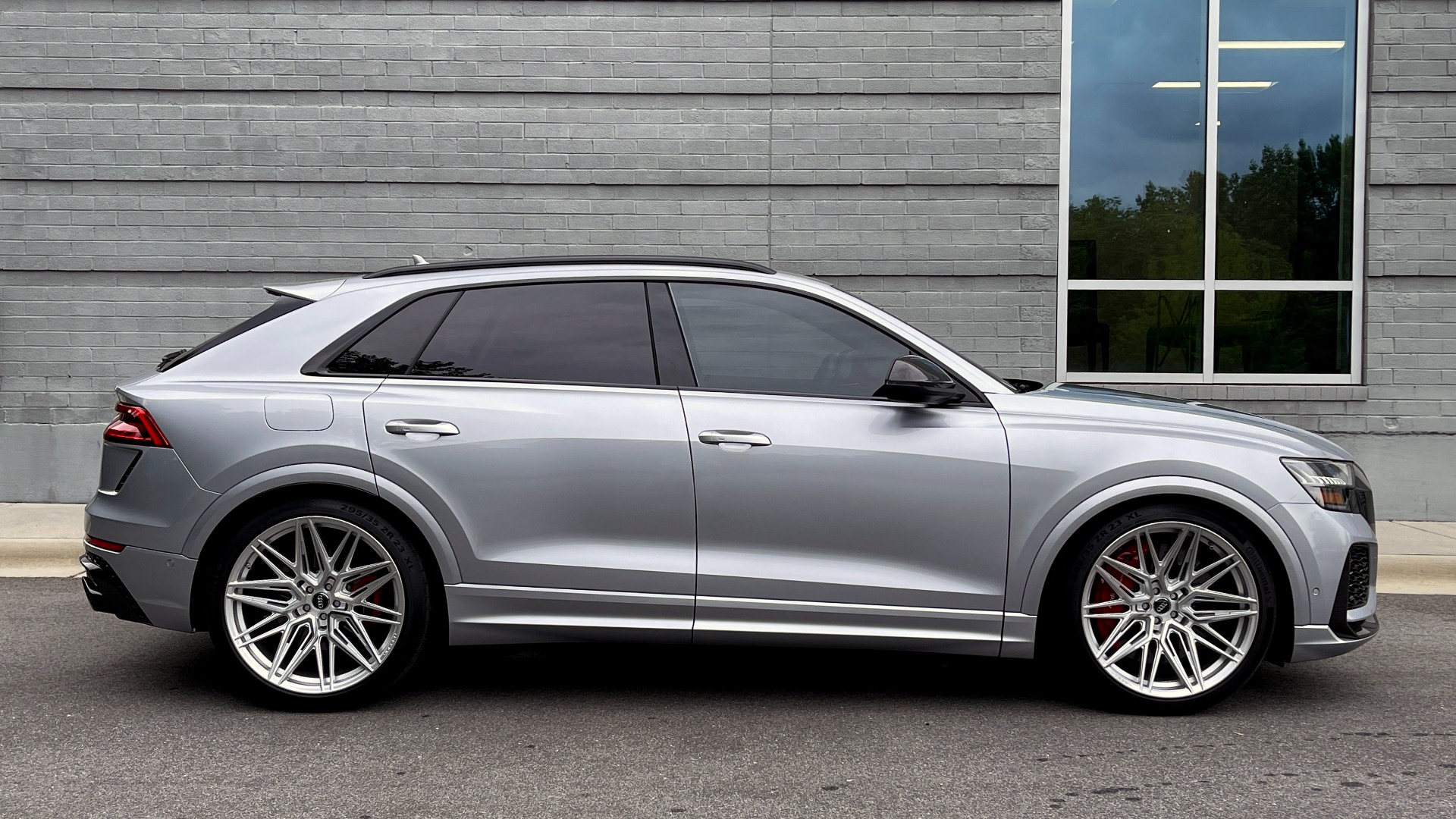 Used 2021 Audi RS Q8 4.0 TFSA QUATTRO / LUX / EXEC / CARBON & BLACK OPTIC / DRVR ASST / TOWING for sale $147,995 at Formula Imports in Charlotte NC 28227 8