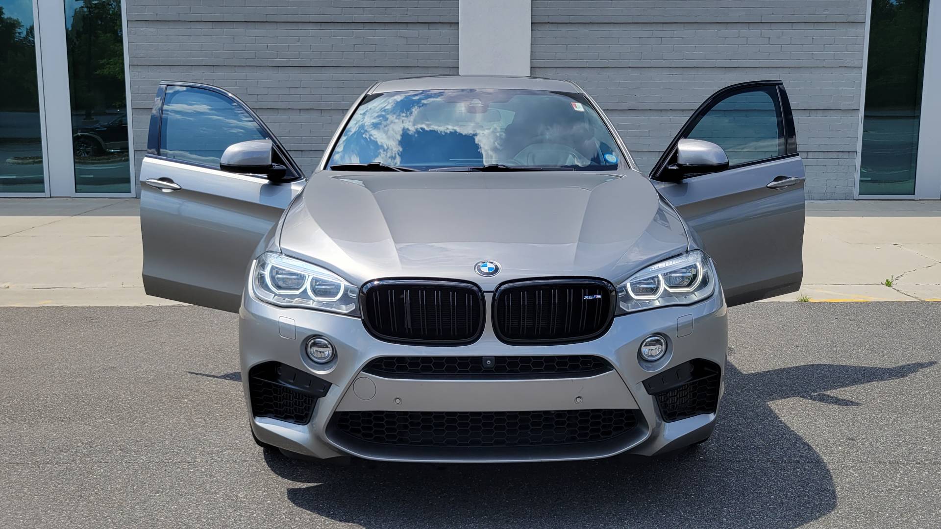 Used 2016 BMW X6 M 567HP / EXECUTIVE / DRVR ASST / PARK ASST / NAV / SUNROOF / CAMERA for sale $49,995 at Formula Imports in Charlotte NC 28227 23