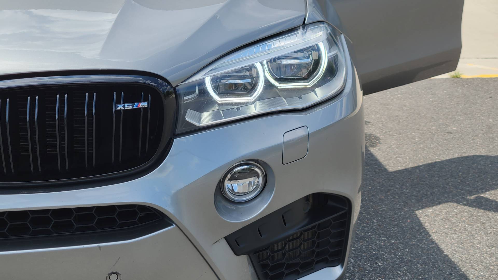 Used 2016 BMW X6 M 567HP / EXECUTIVE / DRVR ASST / PARK ASST / NAV / SUNROOF / CAMERA for sale $49,995 at Formula Imports in Charlotte NC 28227 25