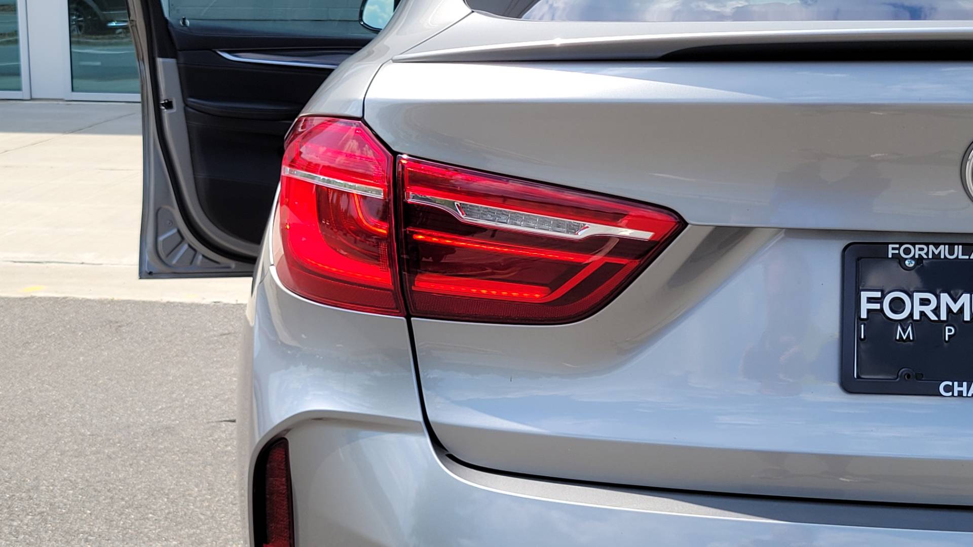 Used 2016 BMW X6 M 567HP / EXECUTIVE / DRVR ASST / PARK ASST / NAV / SUNROOF / CAMERA for sale $49,995 at Formula Imports in Charlotte NC 28227 30