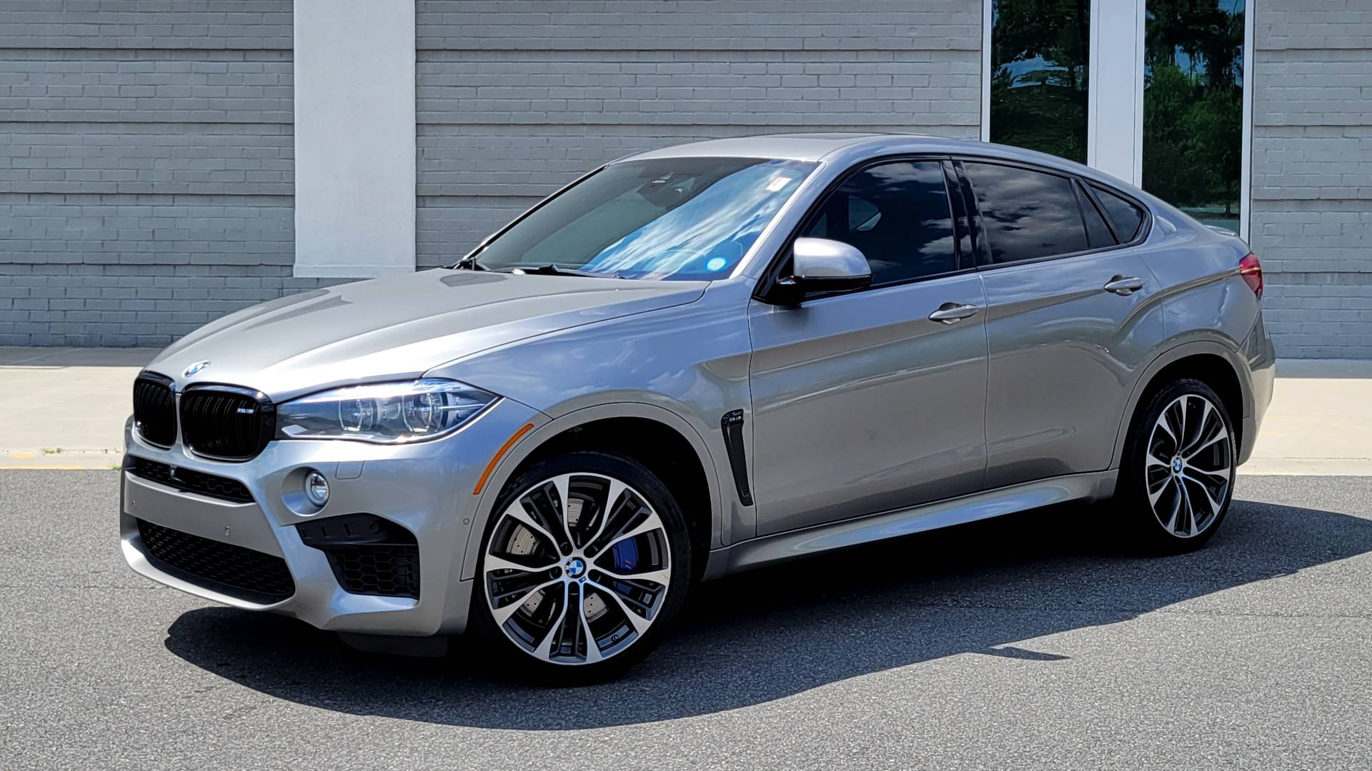 Used 2016 BMW X6 M 567HP / EXECUTIVE / DRVR ASST / PARK ASST / NAV / SUNROOF / CAMERA for sale $49,995 at Formula Imports in Charlotte NC 28227 6
