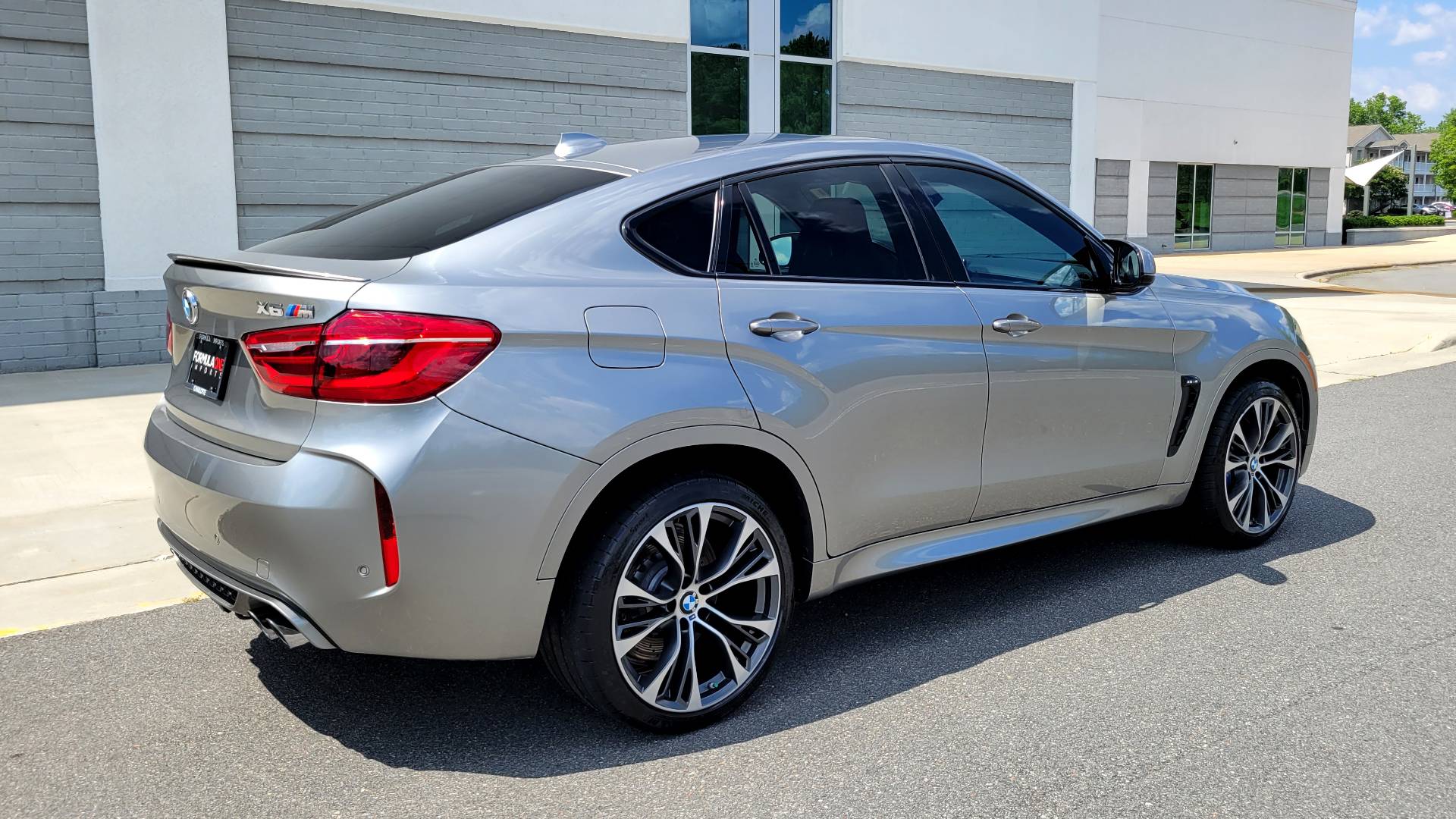 Used 2016 BMW X6 M 567HP / EXECUTIVE / DRVR ASST / PARK ASST / NAV / SUNROOF / CAMERA for sale Sold at Formula Imports in Charlotte NC 28227 8