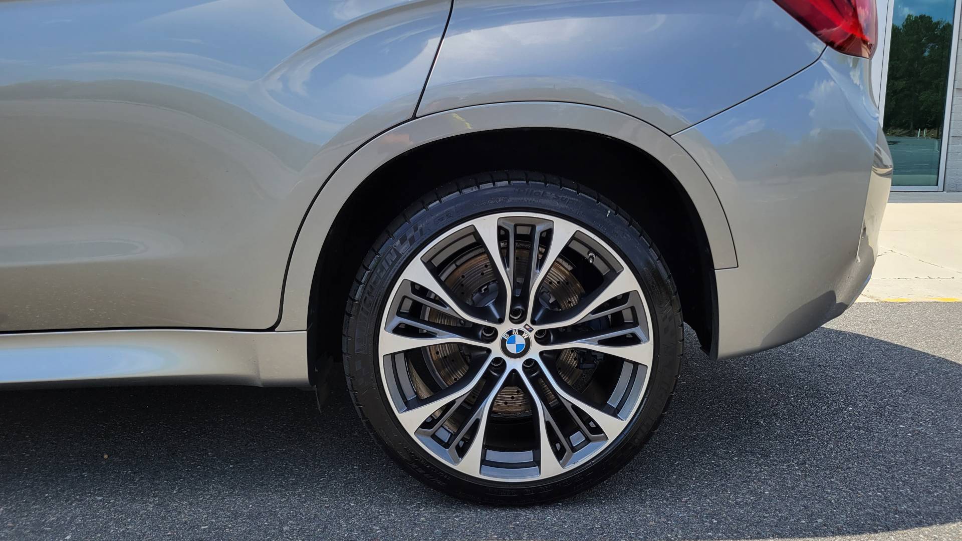 Used 2016 BMW X6 M 567HP / EXECUTIVE / DRVR ASST / PARK ASST / NAV / SUNROOF / CAMERA for sale Sold at Formula Imports in Charlotte NC 28227 96