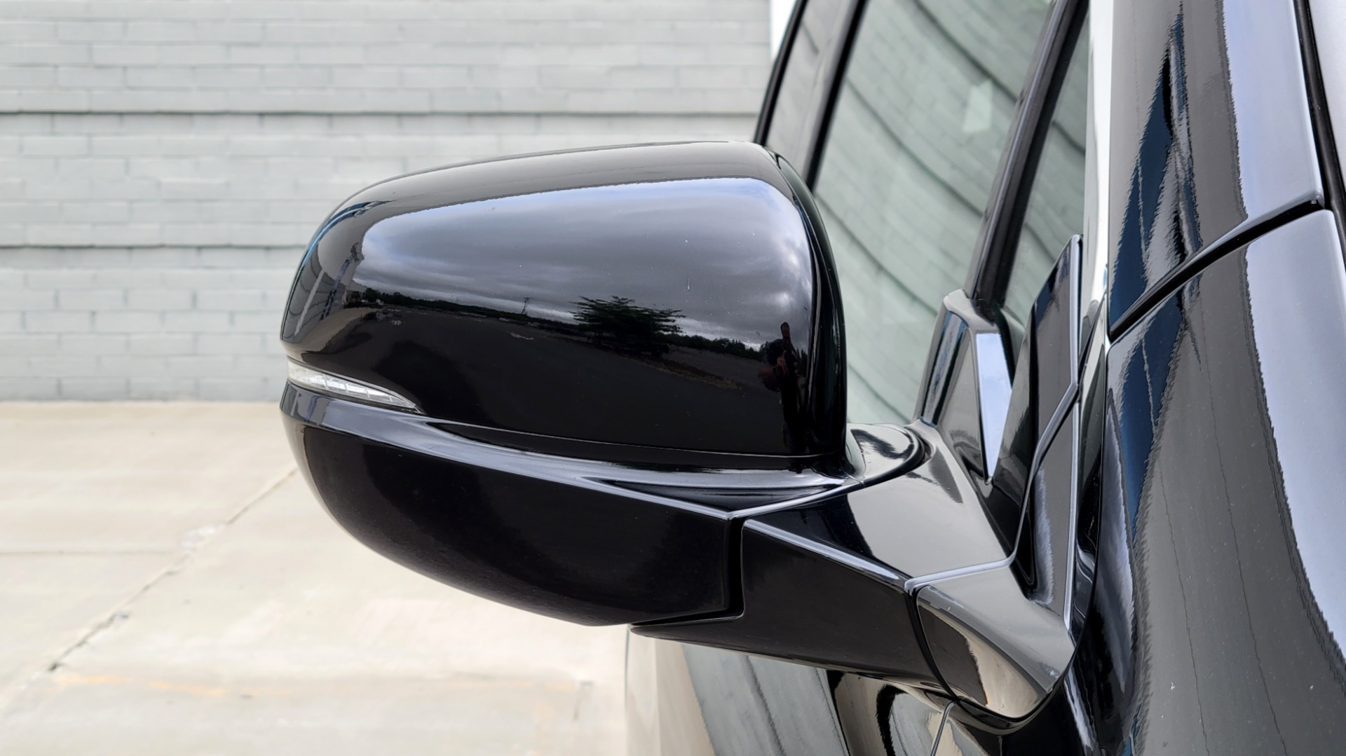 Used 2020 Honda PILOT TOURING 7-PASSENGER / NAV / SUNROOF / ENTERTAINMENT / 3-ROW for sale Sold at Formula Imports in Charlotte NC 28227 32