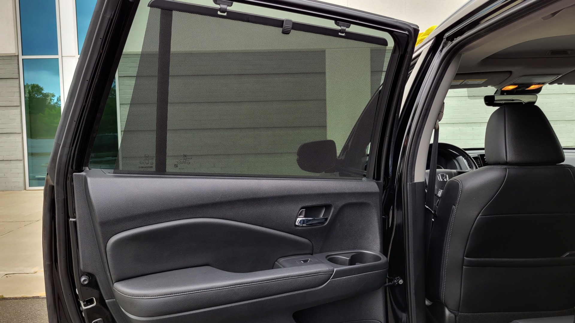 Used 2020 Honda PILOT TOURING 7-PASSENGER / NAV / SUNROOF / ENTERTAINMENT / 3-ROW for sale Sold at Formula Imports in Charlotte NC 28227 62