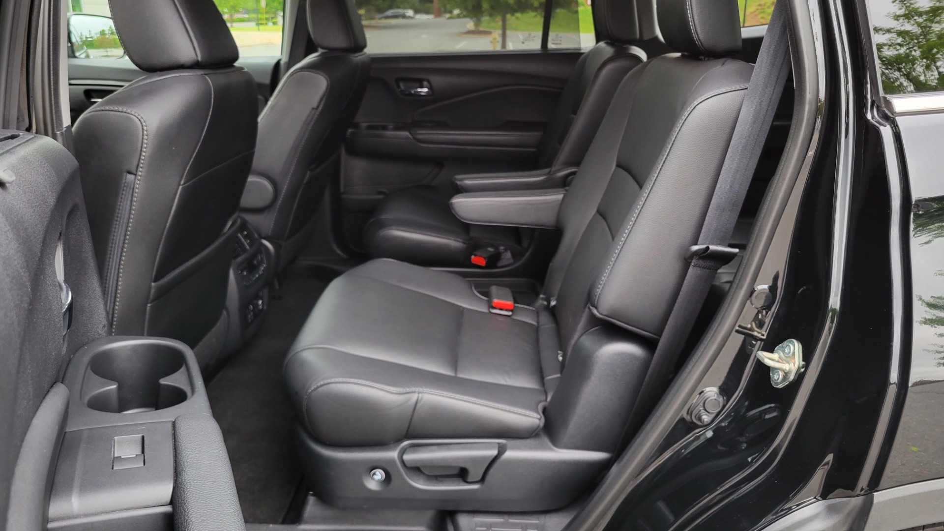 Used 2020 Honda PILOT TOURING 7-PASSENGER / NAV / SUNROOF / ENTERTAINMENT / 3-ROW for sale Sold at Formula Imports in Charlotte NC 28227 65