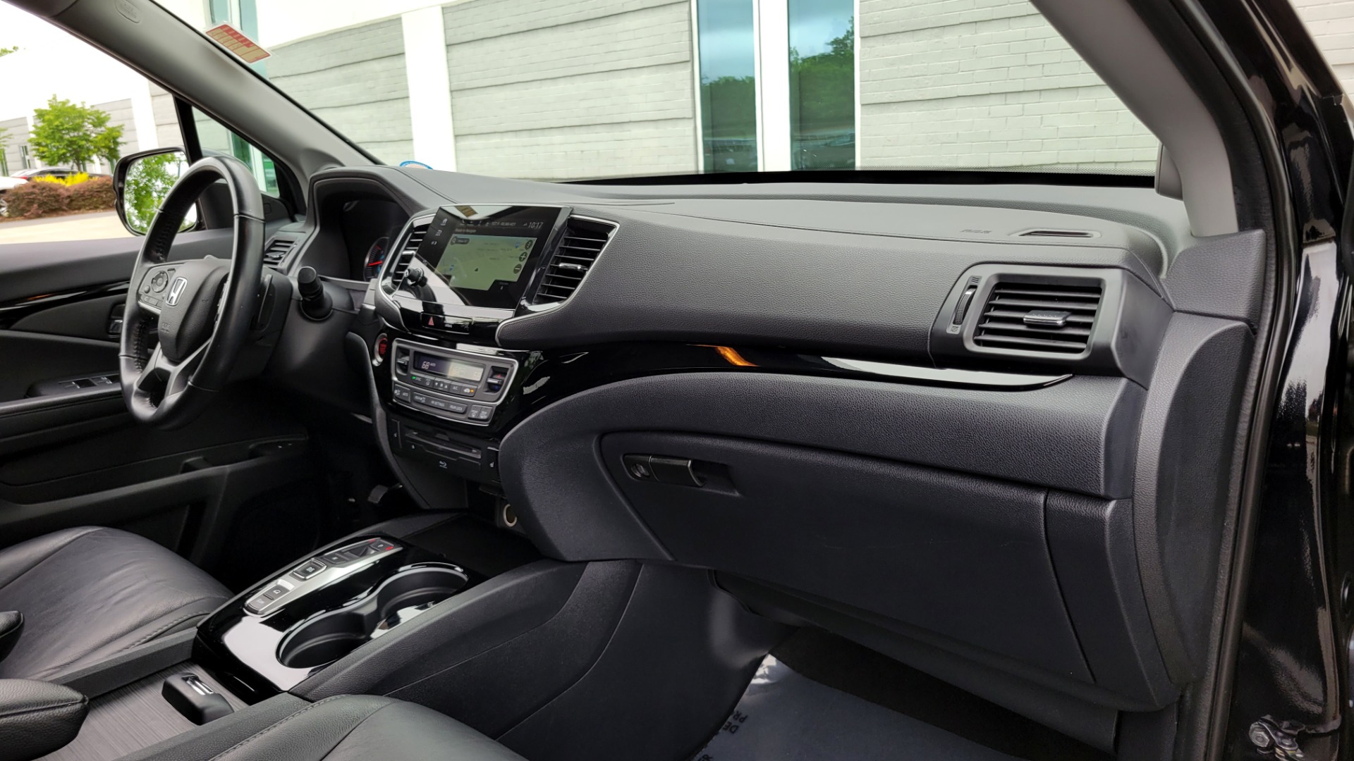 Used 2020 Honda PILOT TOURING 7-PASSENGER / NAV / SUNROOF / ENTERTAINMENT / 3-ROW for sale Sold at Formula Imports in Charlotte NC 28227 73