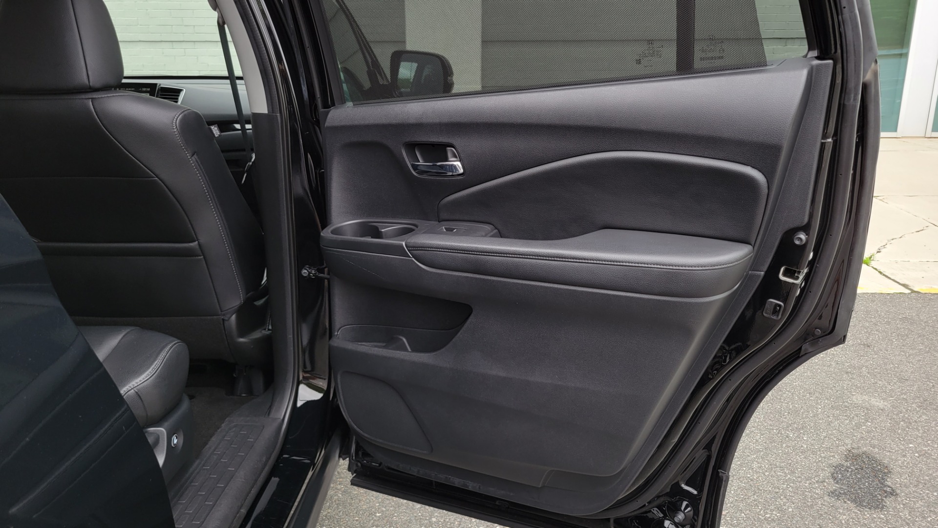 Used 2020 Honda PILOT TOURING 7-PASSENGER / NAV / SUNROOF / ENTERTAINMENT / 3-ROW for sale Sold at Formula Imports in Charlotte NC 28227 75