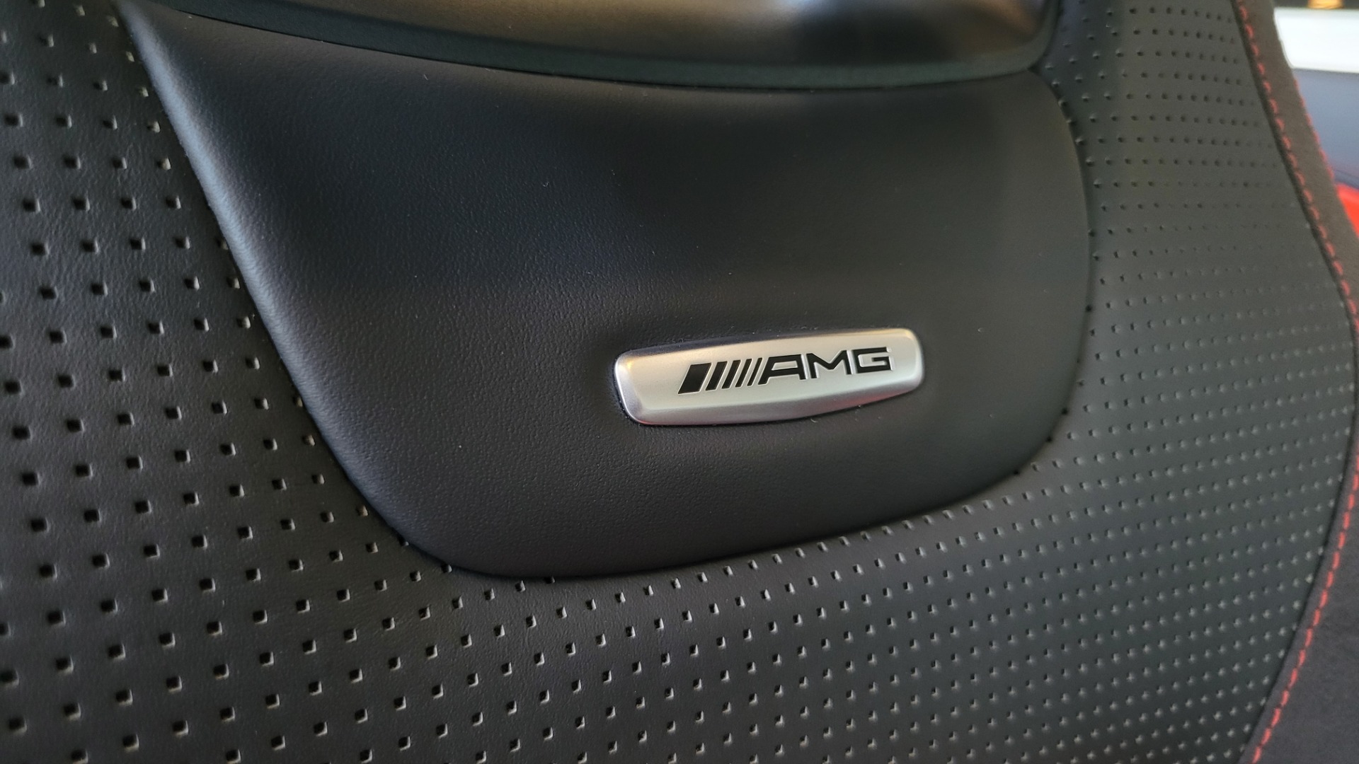 Used 2018 Mercedes-Benz C-CLASS AMG C 63 S CABRIOLET / 4.0L V8 / 7-SPD AUTO / PREMIUM / AMG PERF for sale $71,995 at Formula Imports in Charlotte NC 28227 80