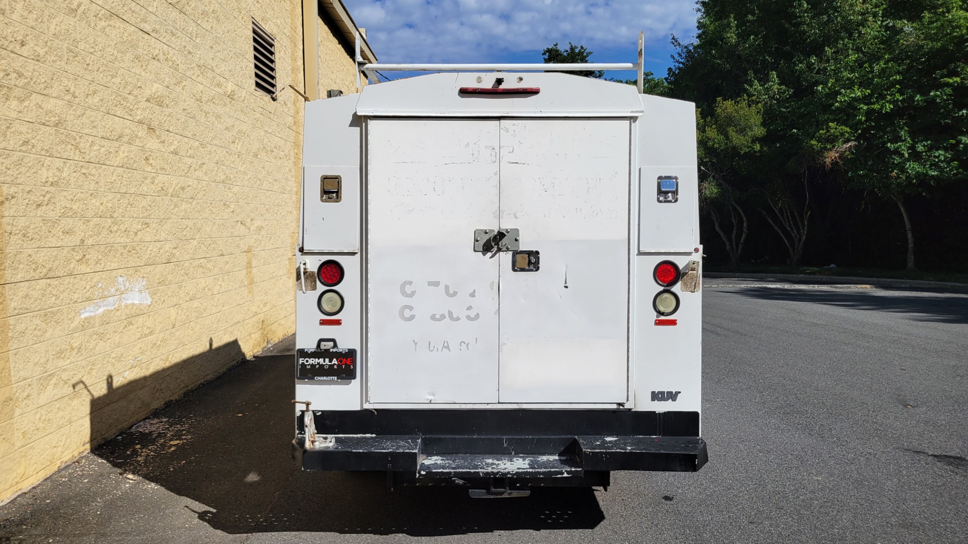 Used 2007 Ford Econoline Commercial Cutaway for sale Sold at Formula Imports in Charlotte NC 28227 11