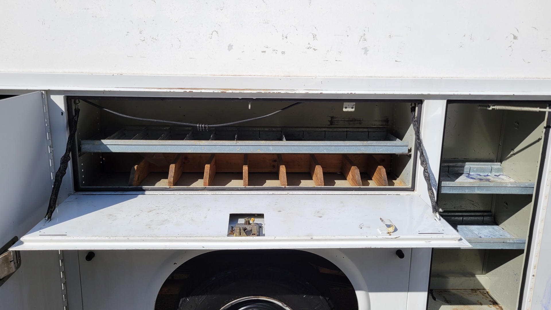 Used 2007 Ford Econoline Commercial Cutaway for sale Sold at Formula Imports in Charlotte NC 28227 16