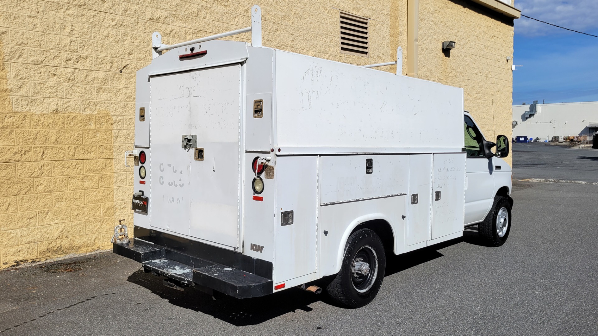 Used 2007 Ford Econoline Commercial Cutaway for sale Sold at Formula Imports in Charlotte NC 28227 6