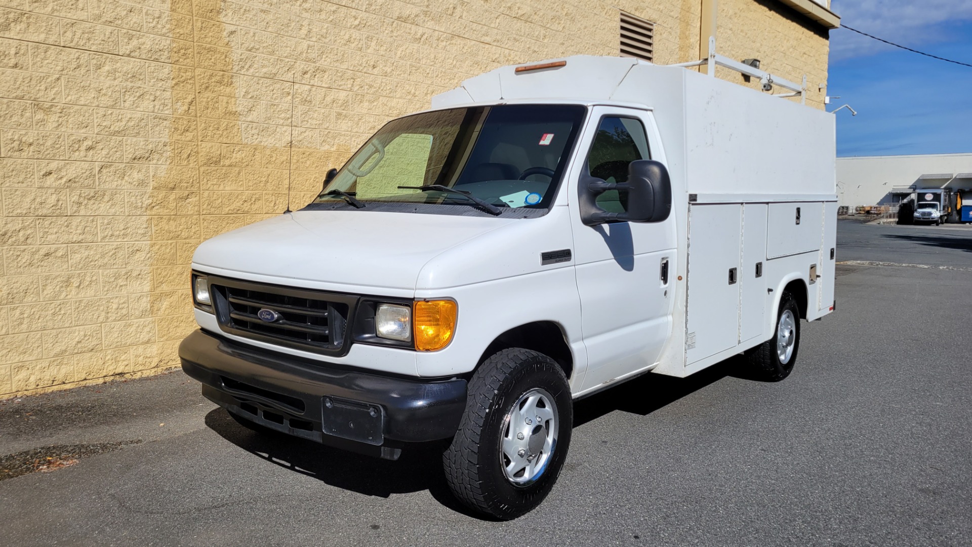 Used 2007 Ford Econoline Commercial Cutaway for sale Sold at Formula Imports in Charlotte NC 28227 1