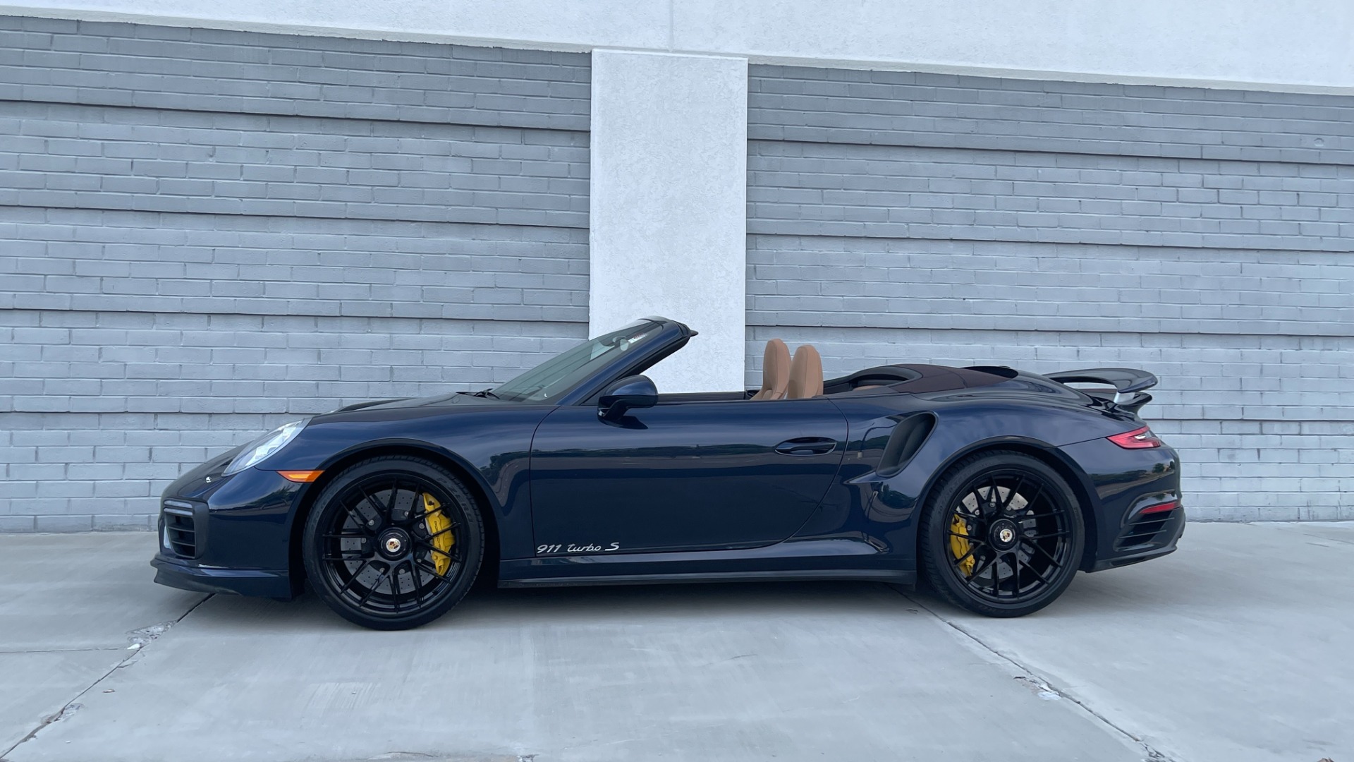 Used 2017 Porsche 911 Turbo S / CABRIOLET / FRONT LIFT / PDK / 20IN WHEELS for sale Sold at Formula Imports in Charlotte NC 28227 2