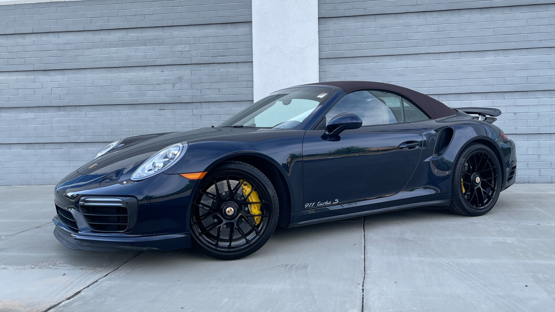 Used 2017 Porsche 911 Turbo S / CABRIOLET / FRONT LIFT / PDK / 20IN WHEELS for sale Sold at Formula Imports in Charlotte NC 28227 69