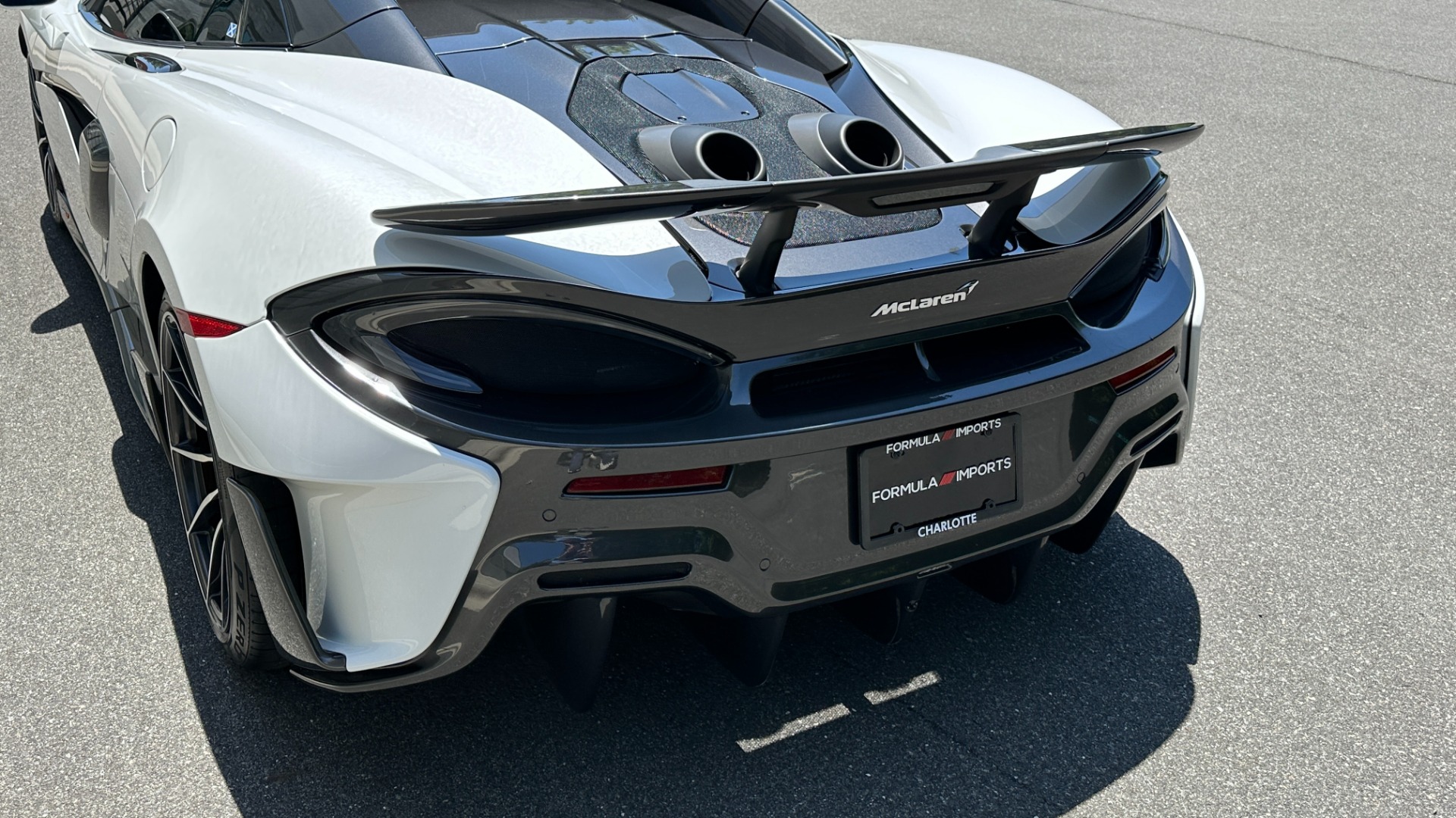 Used 2020 McLaren 600LT SPIDER / FRONT PPF / LEATHER INT / MSO BELTS / CARBON FIBER INT for sale Sold at Formula Imports in Charlotte NC 28227 12