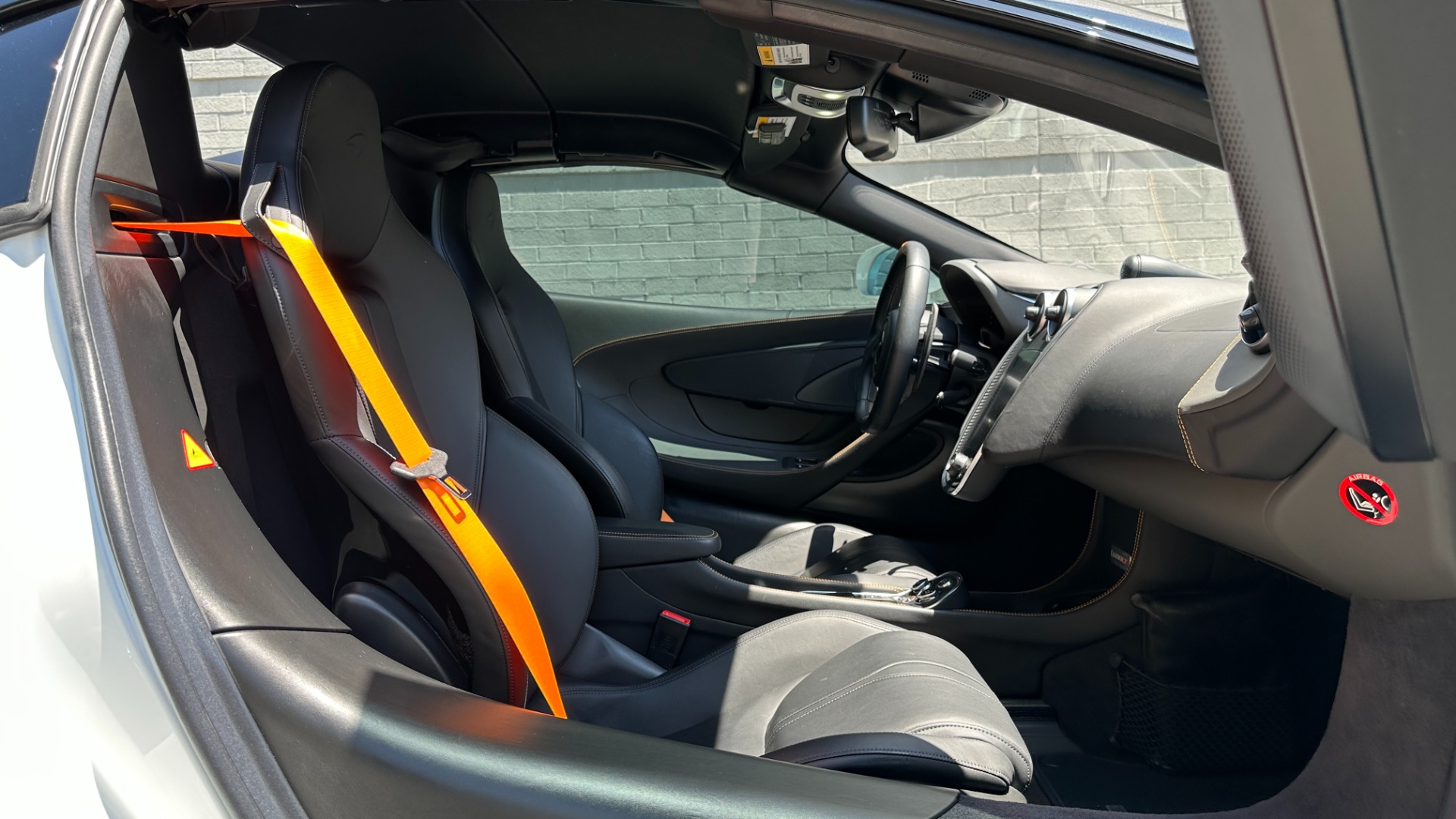 Used 2020 McLaren 600LT SPIDER / FRONT PPF / LEATHER INT / MSO BELTS / CARBON FIBER INT for sale Sold at Formula Imports in Charlotte NC 28227 41
